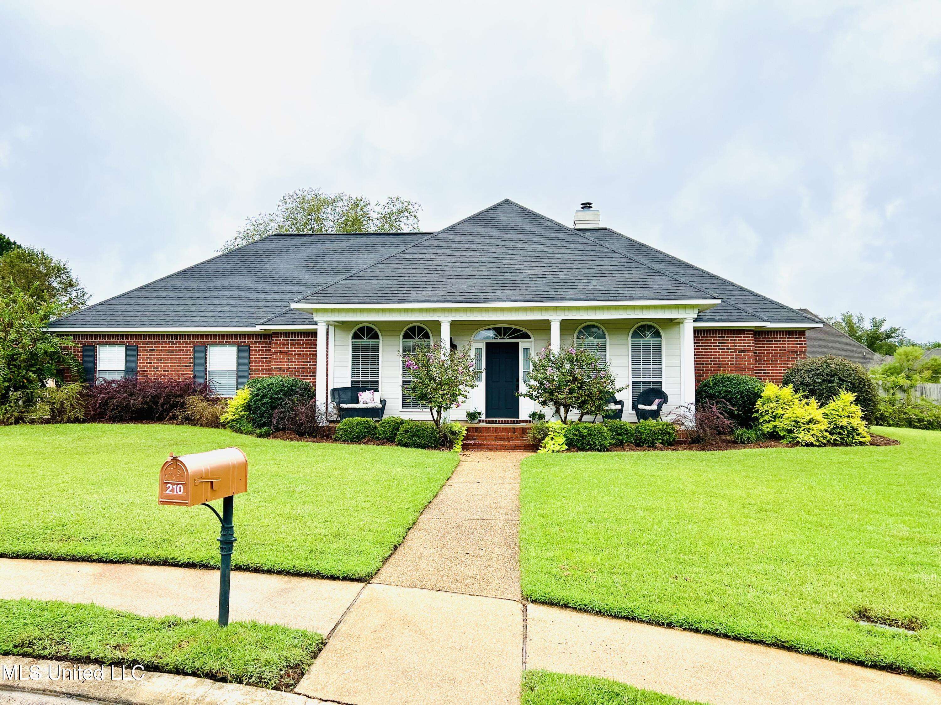 Brandon, MS 39042,210 Park Place