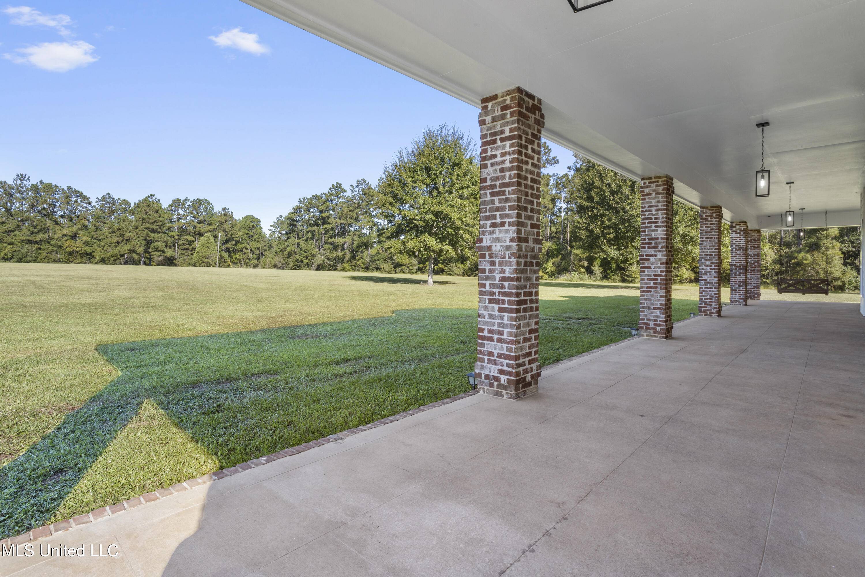 Vancleave, MS 39565,10186 Wire Road