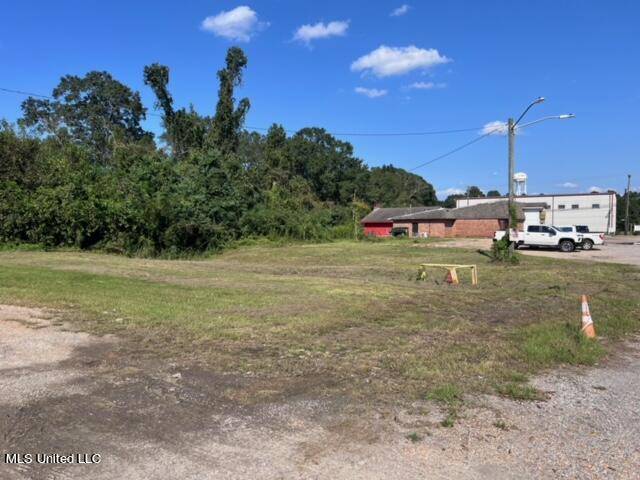 Wiggins, MS 39577,215 W Central Avenue