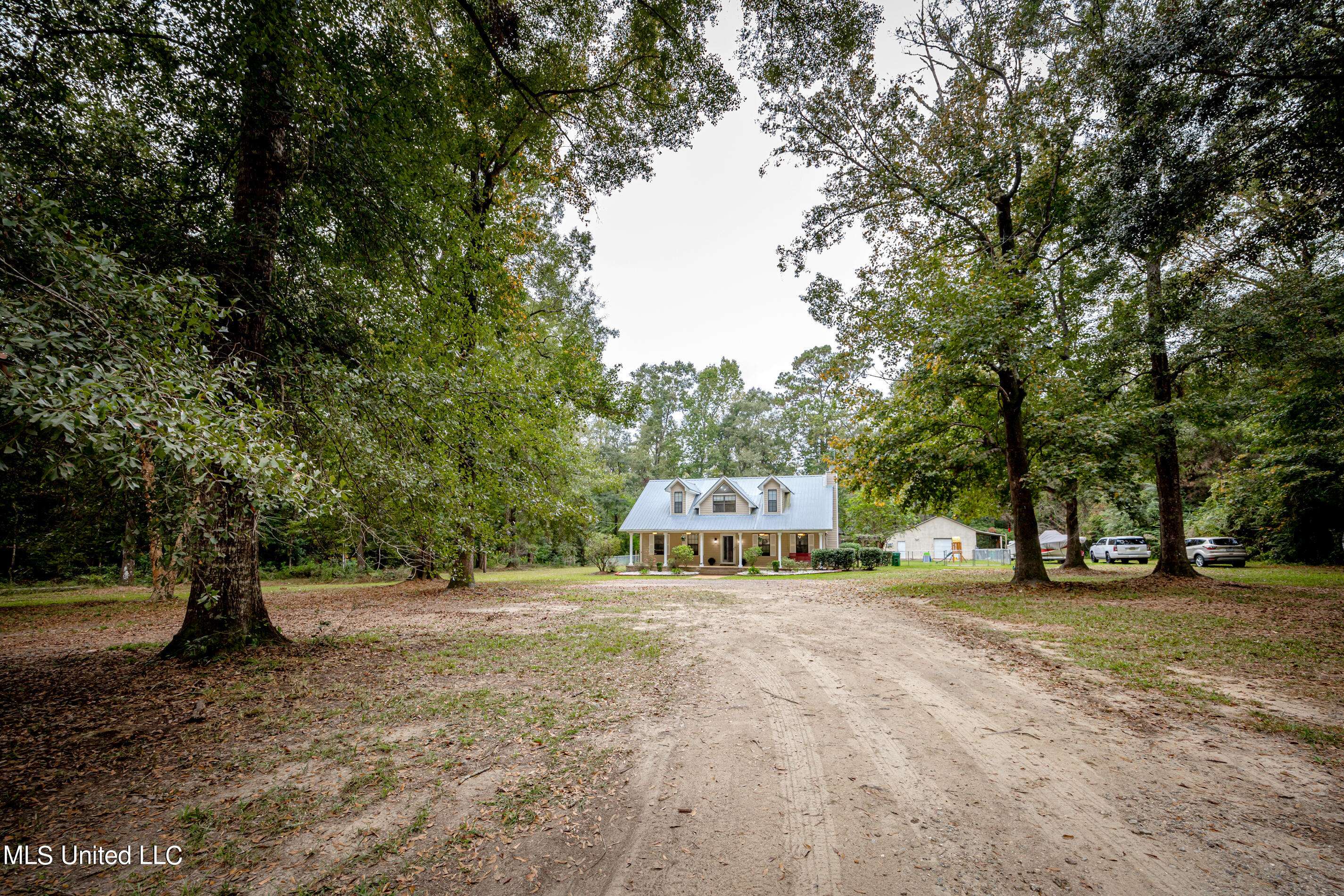 Vancleave, MS 39565,16105 Roberts Road