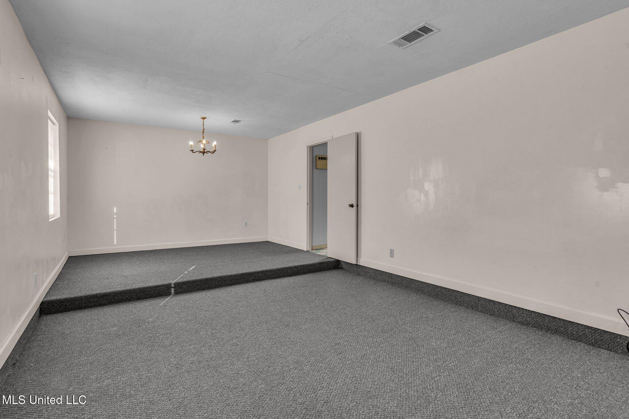 Biloxi, MS 39530,640 Peyton Drive