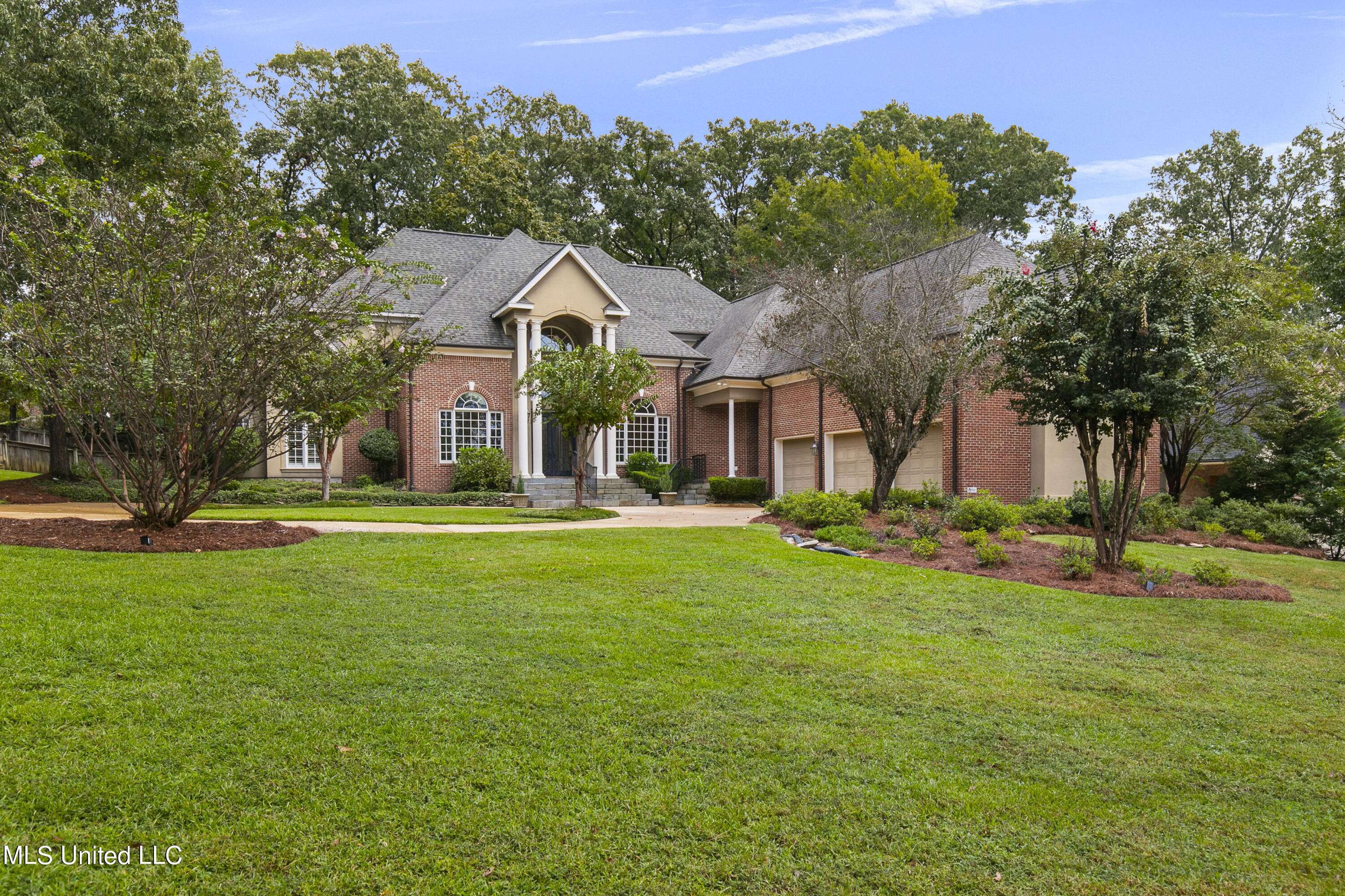 Ridgeland, MS 39157,105 Cherry Laurel Lane