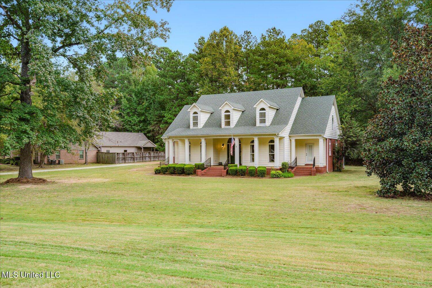 Olive Branch, MS 38654,6720 Autumn Oaks Drive