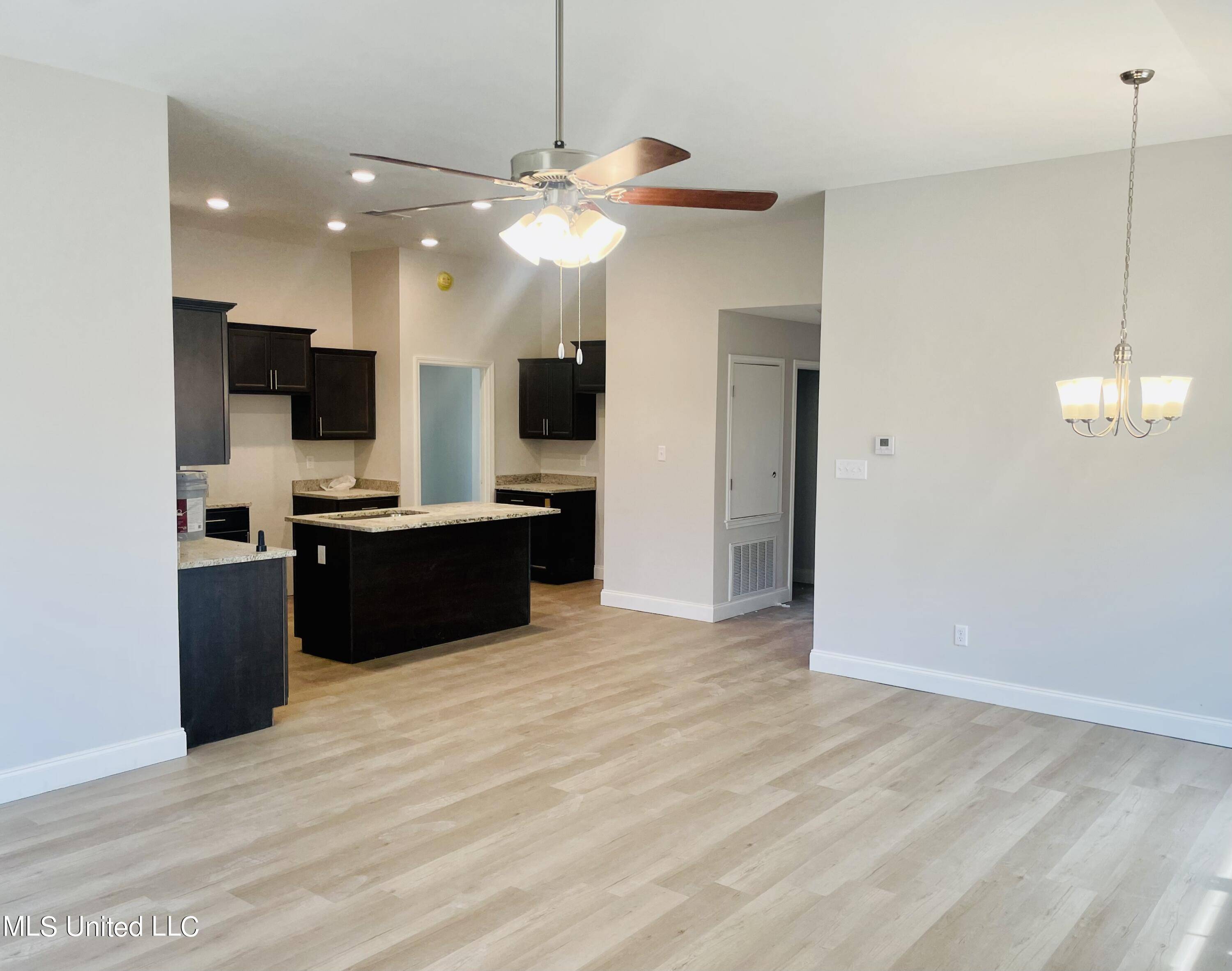 Southaven, MS 38671,1562 Cambria Drive
