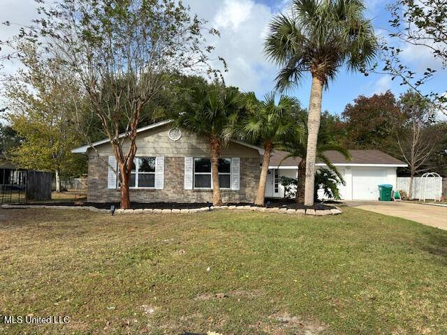 Ocean Springs, MS 39564,3221 Nottingham Road