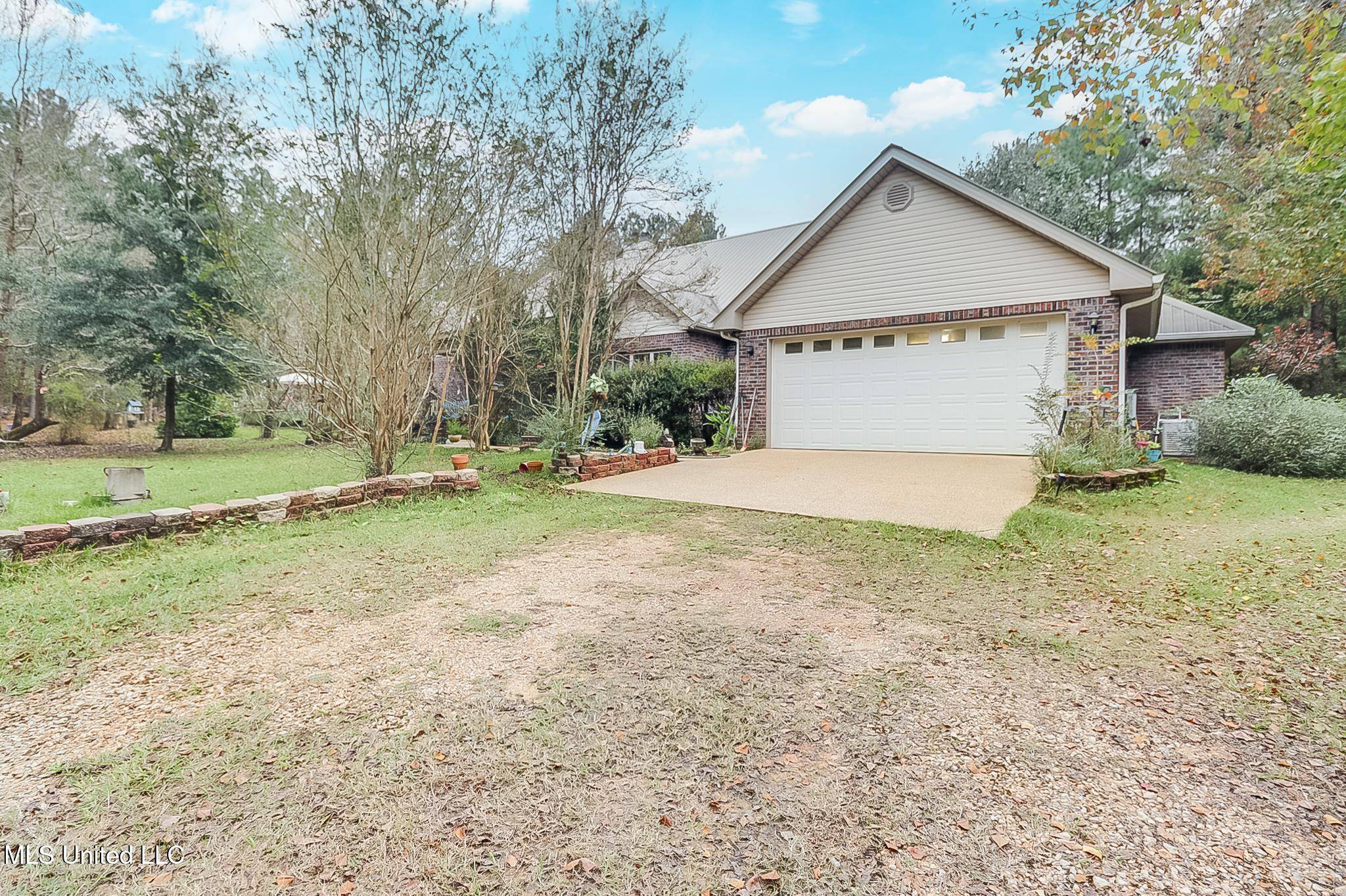 Perkinston, MS 39573,2278 E Mchenry Road