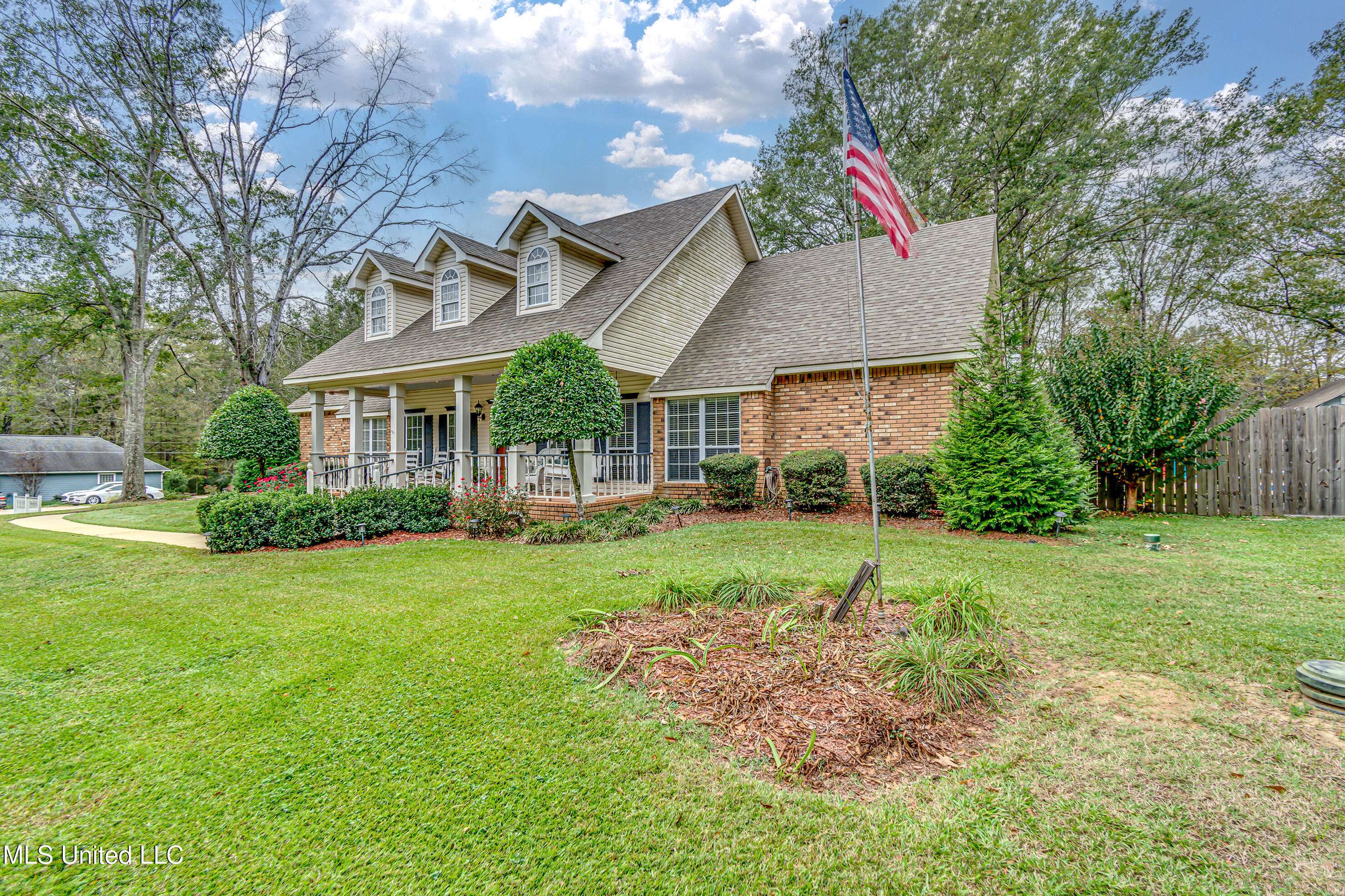 Raymond, MS 39154,100 Country Haven Place