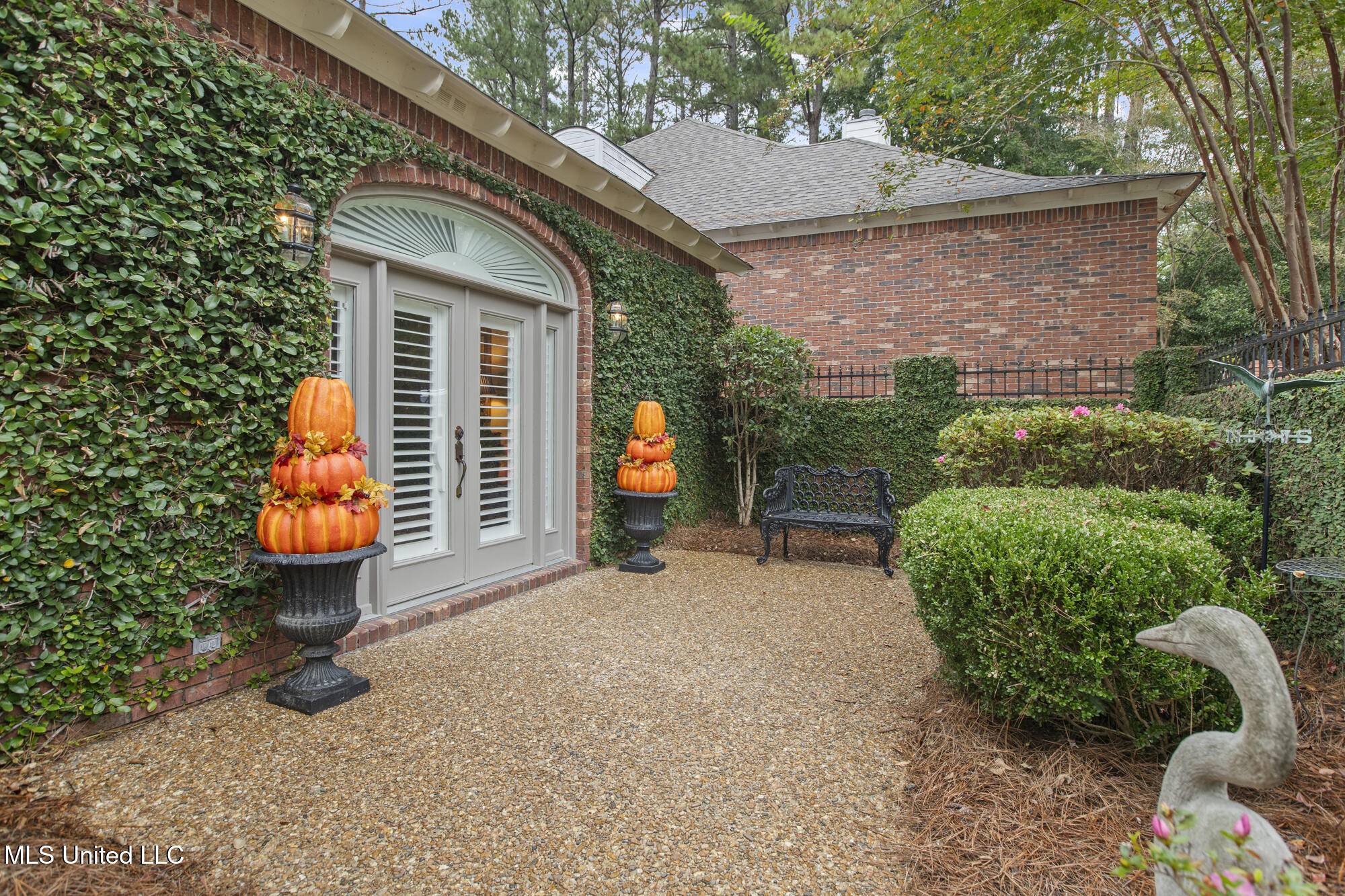 Hattiesburg, MS 39402,38 Acadian Circle
