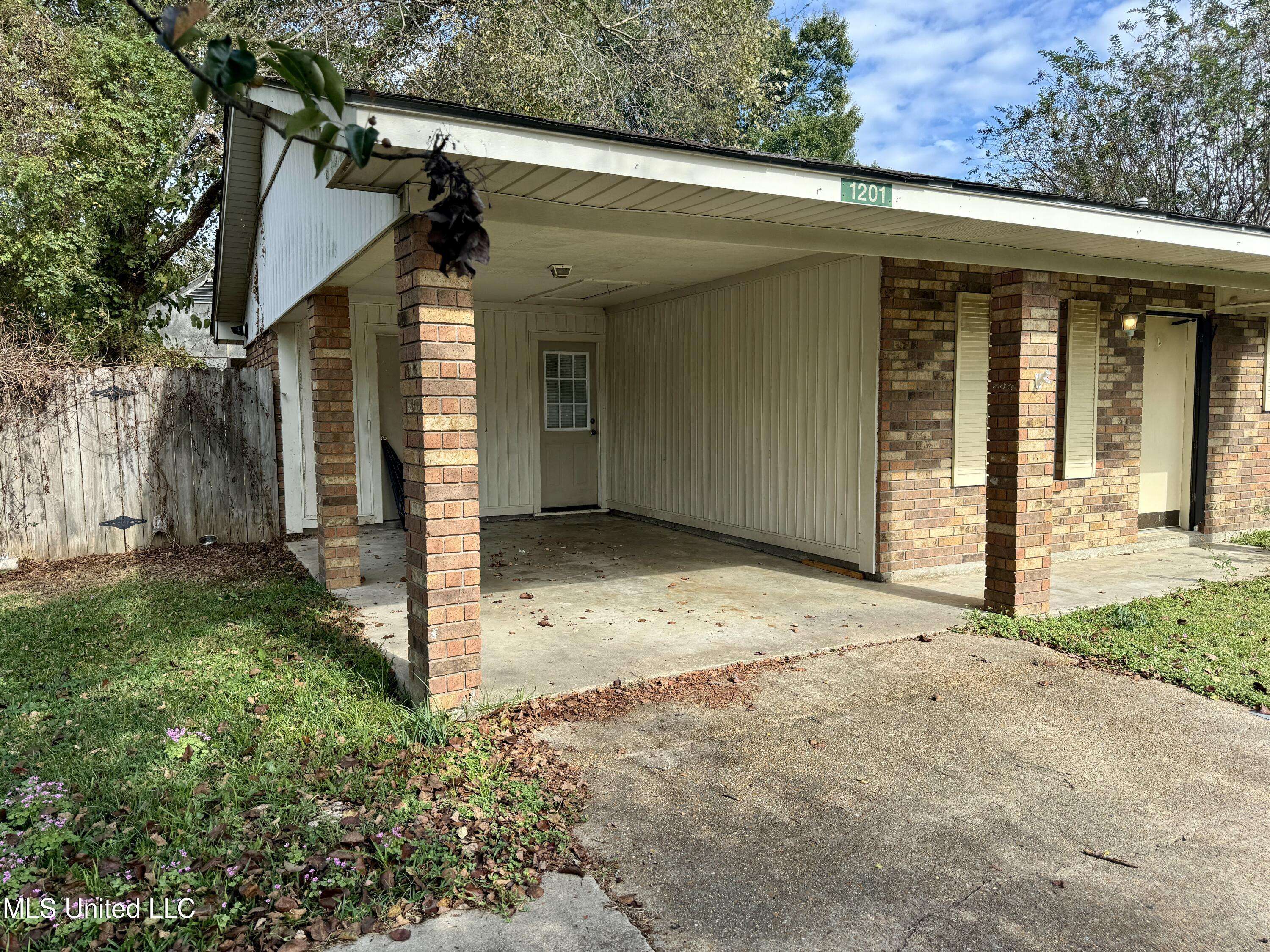 Vidalia, LA 71373,1201 Palm Street