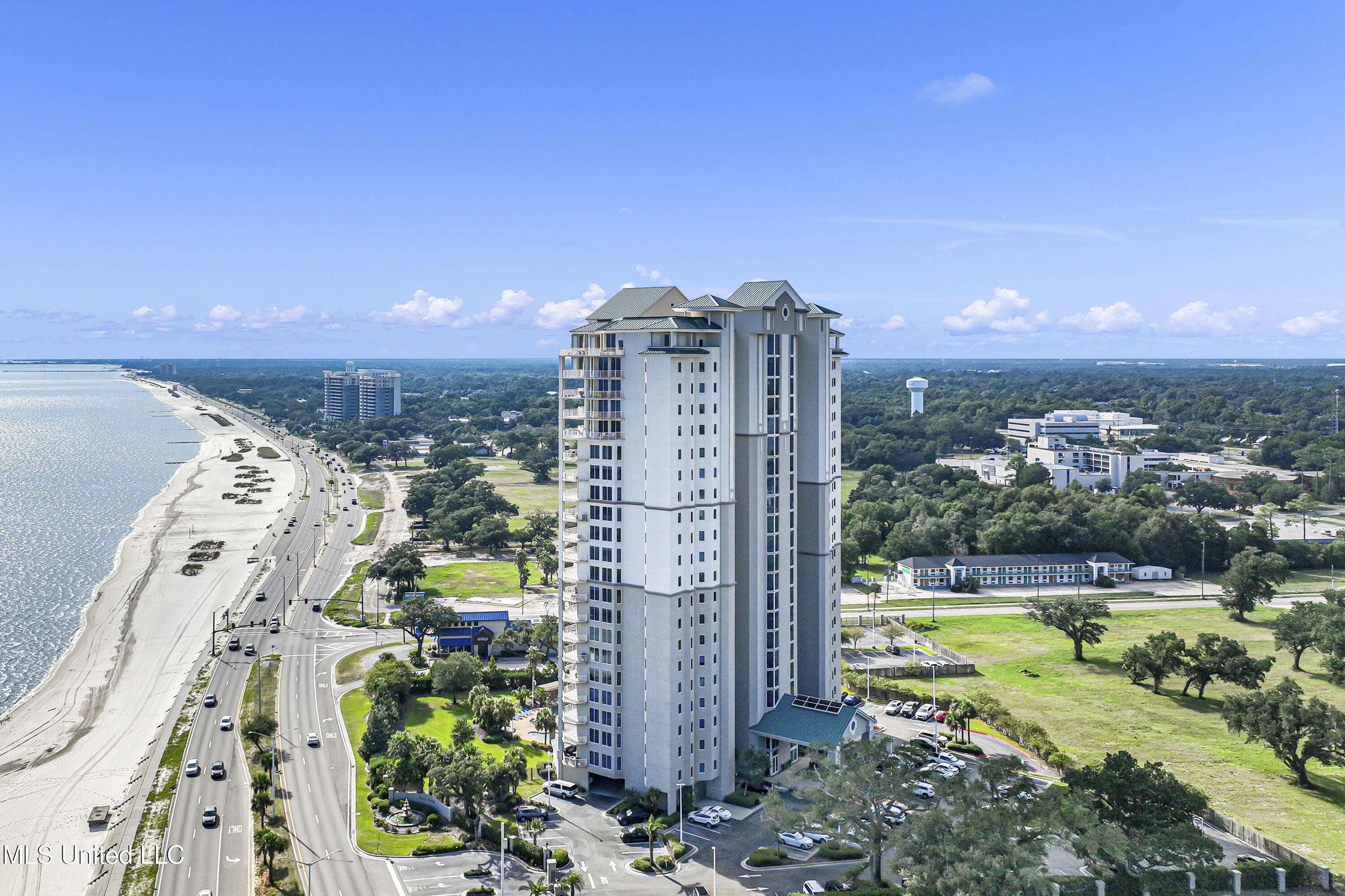 Biloxi, MS 39531,2668 E Beach Boulevard #1405