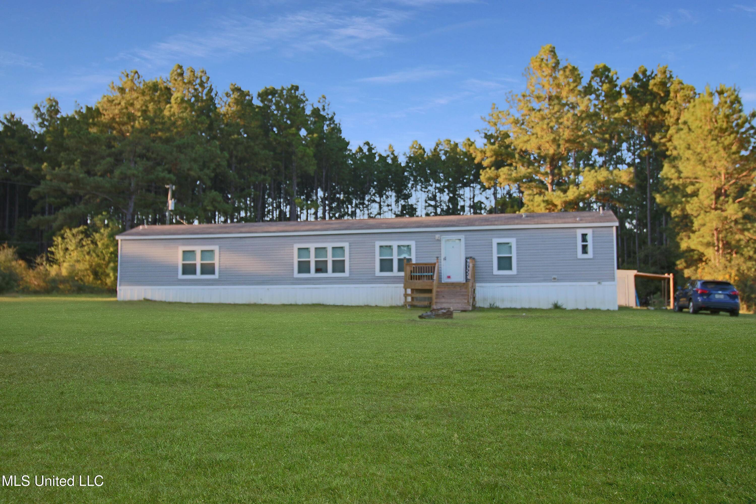 Vancleave, MS 39565,9050 Red Gate Drive