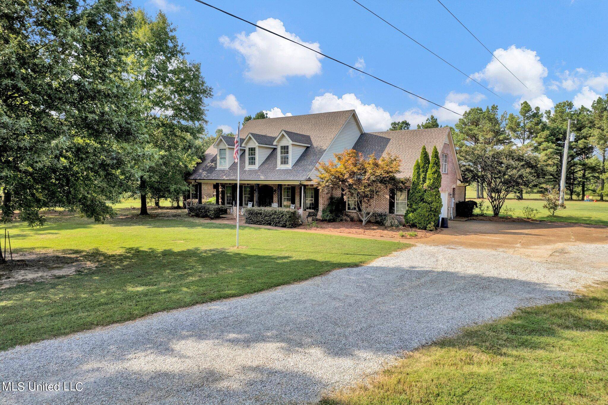 Red Banks, MS 38661,368 Skating Rink Road