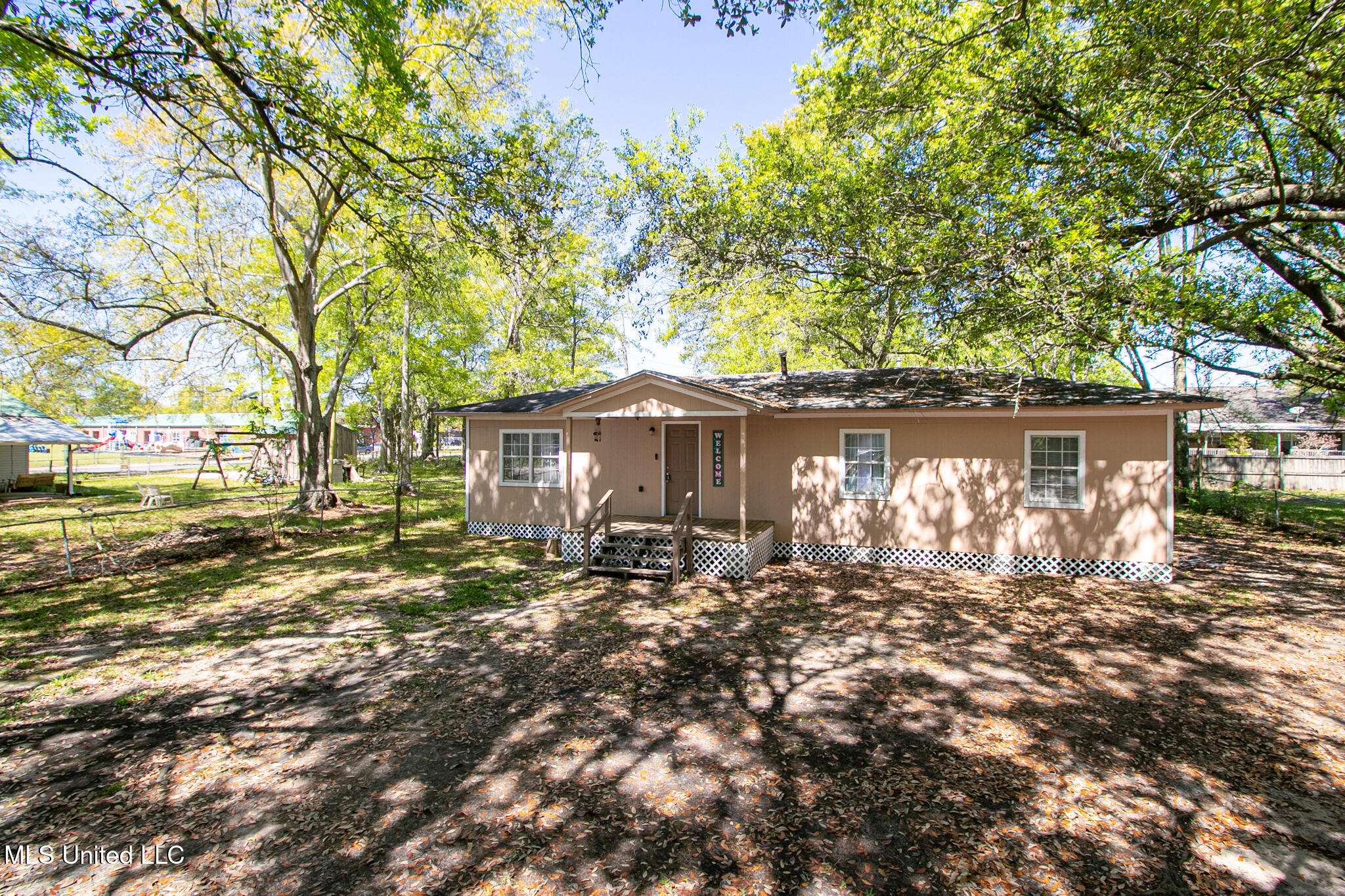 Pascagoula, MS 39581,3307 Charlie Avenue