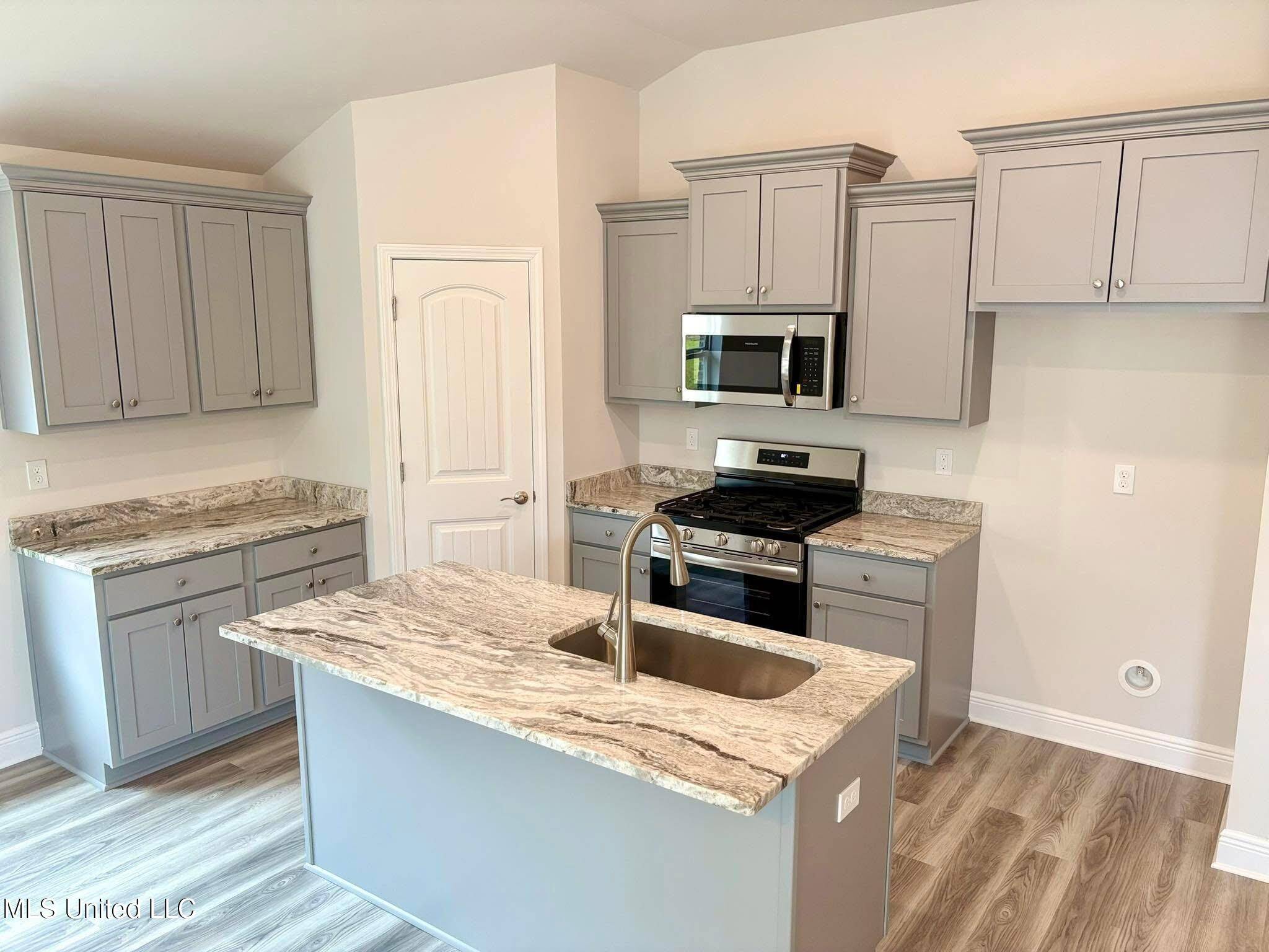 Gulfport, MS 39503,14038 Oak Arbor Drive