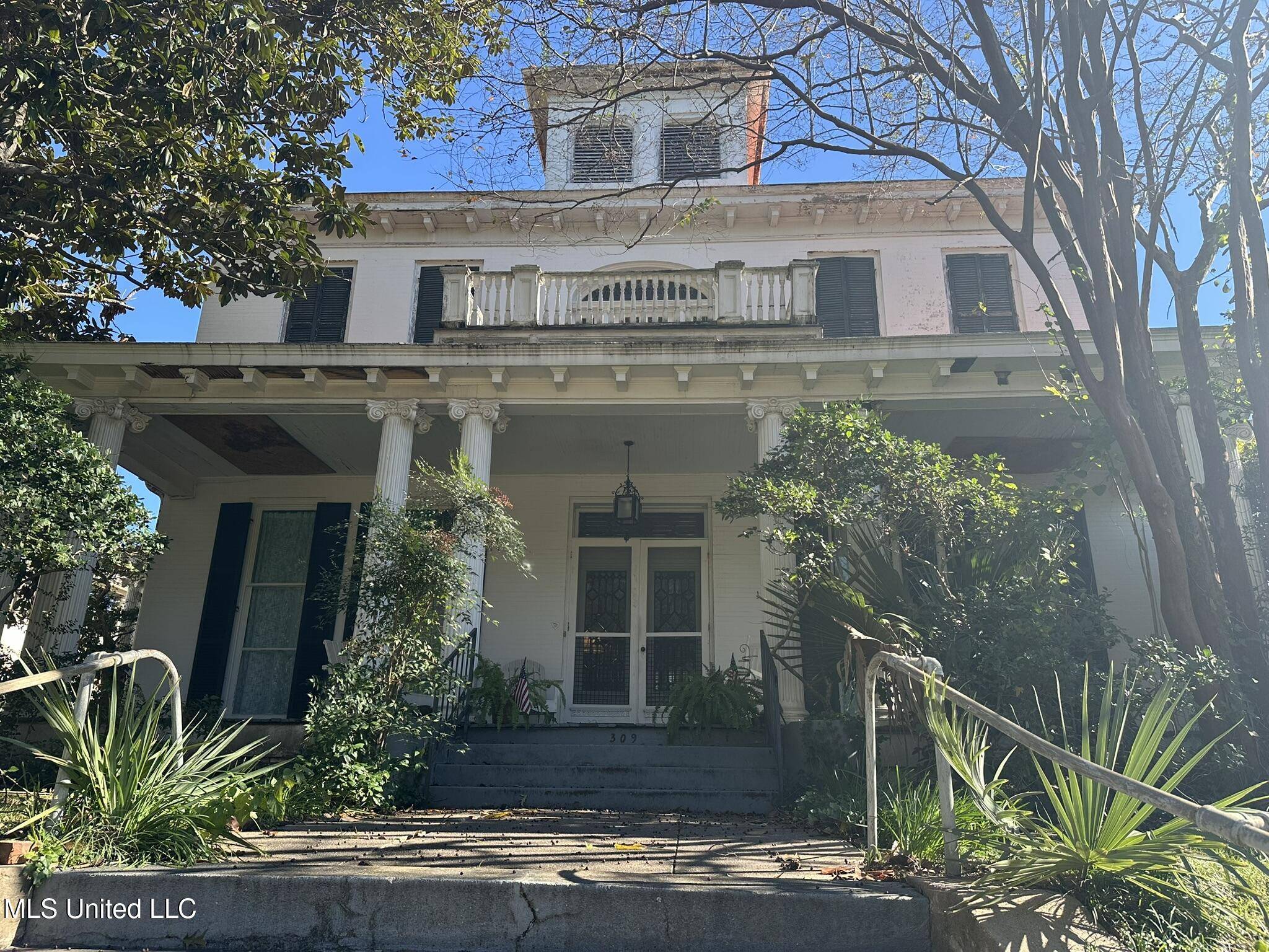 Natchez, MS 39120,309 S Commerce Street