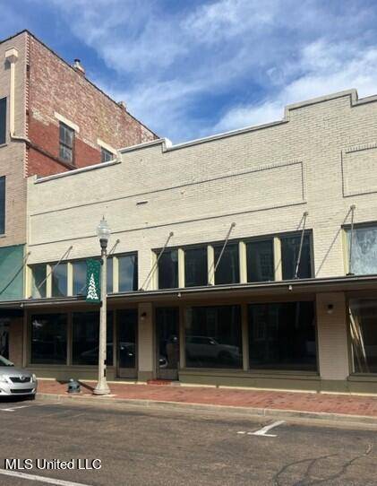 Greenwood, MS 38930,413 Howard Street