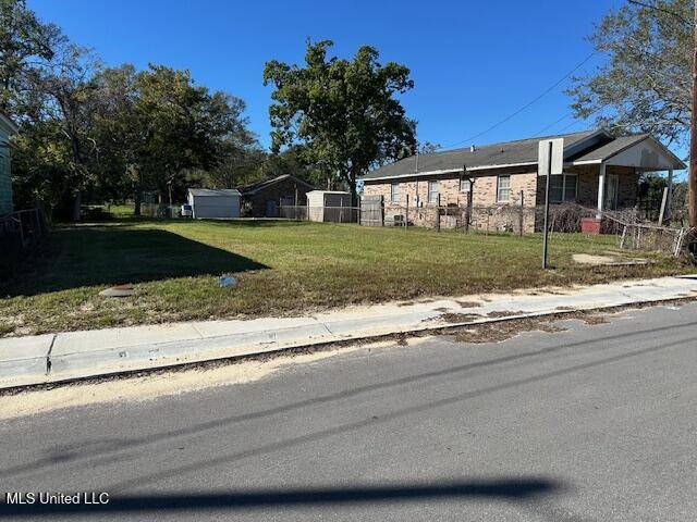 Biloxi, MS 39530,185 Claiborne Street