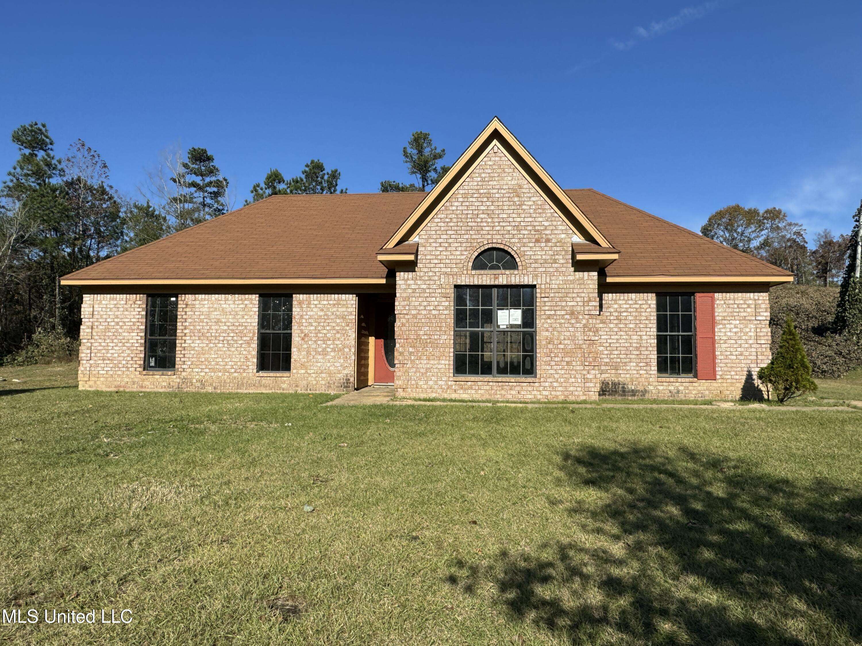 Holly Springs, MS 38635,111 Karen Cove