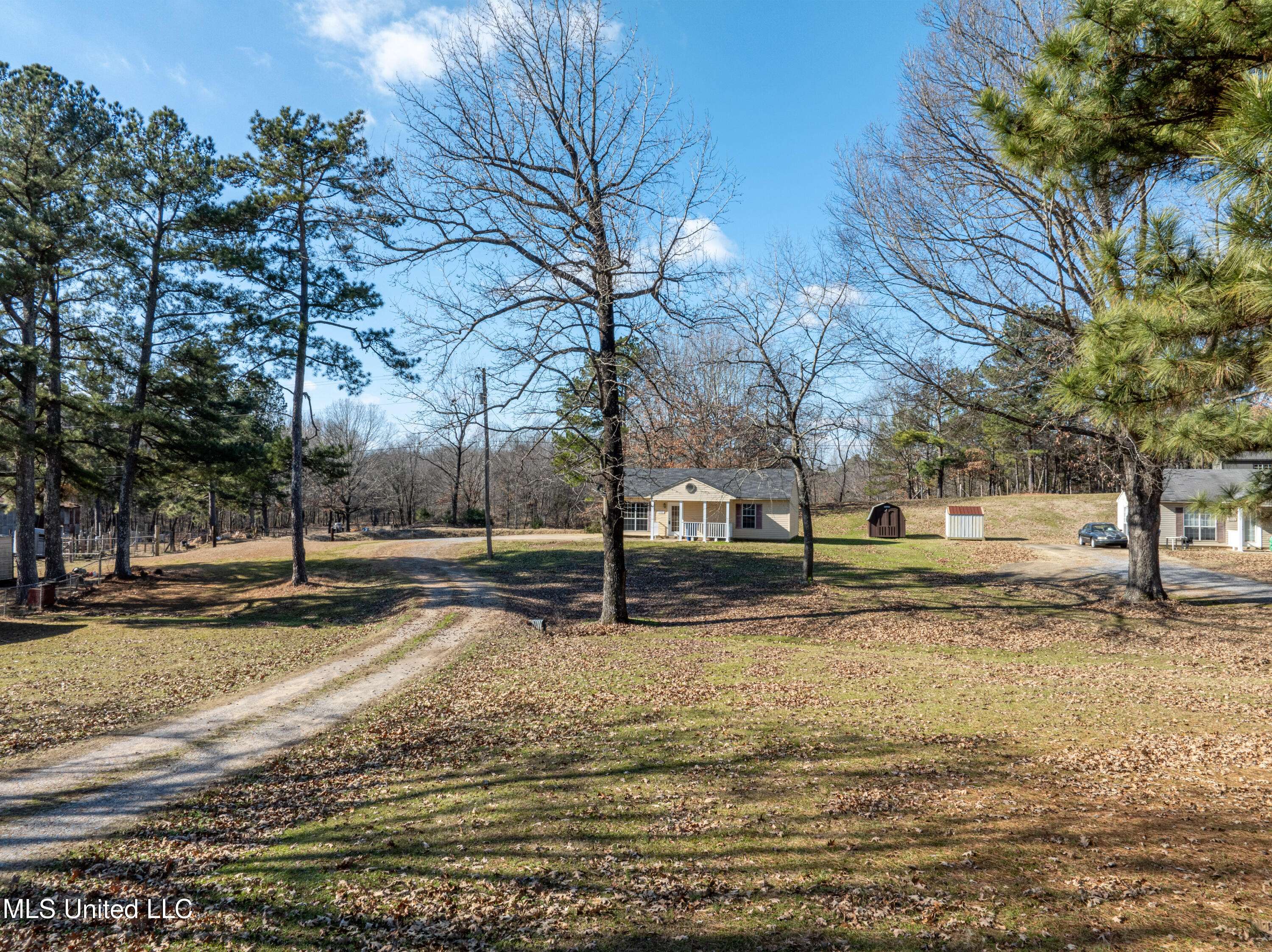 Nesbit, MS 38651,3305 N Robertson Road