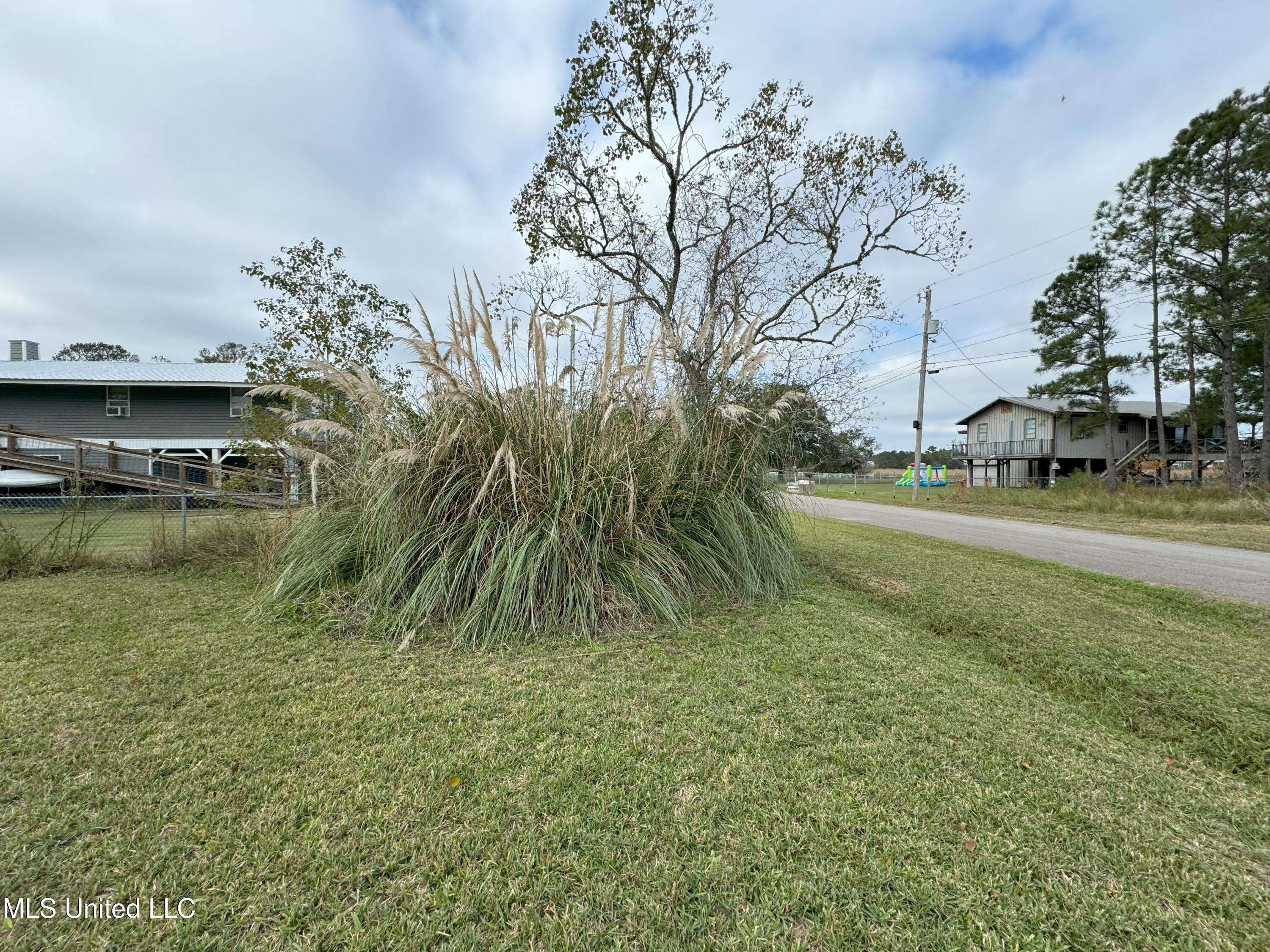 Bay Saint Louis, MS 39520,4075 Old Lazy River Road