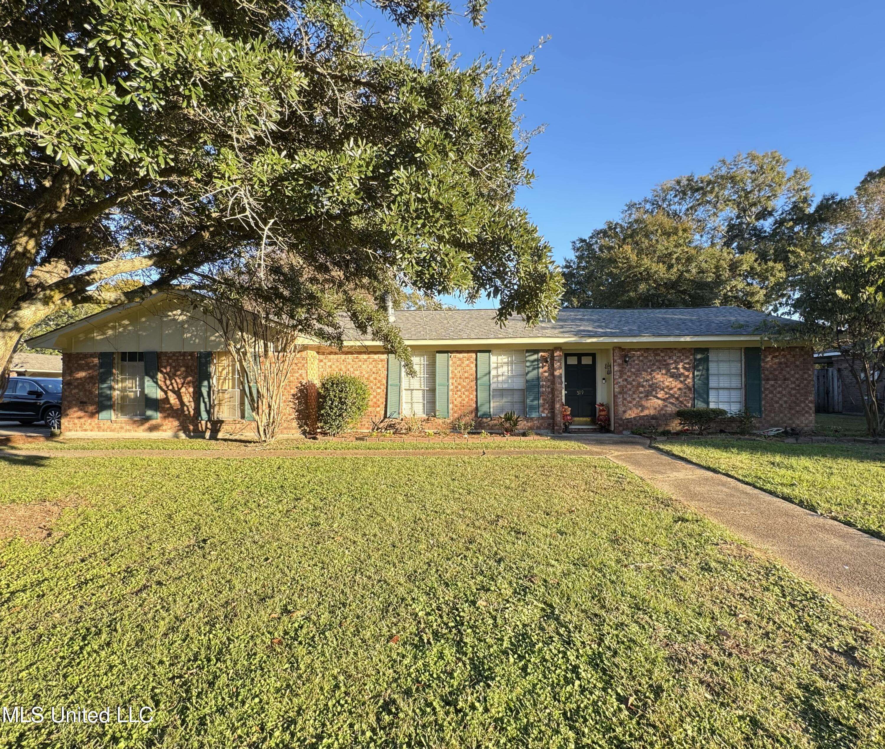 Natchez, MS 39120,319 Margaret Avenue