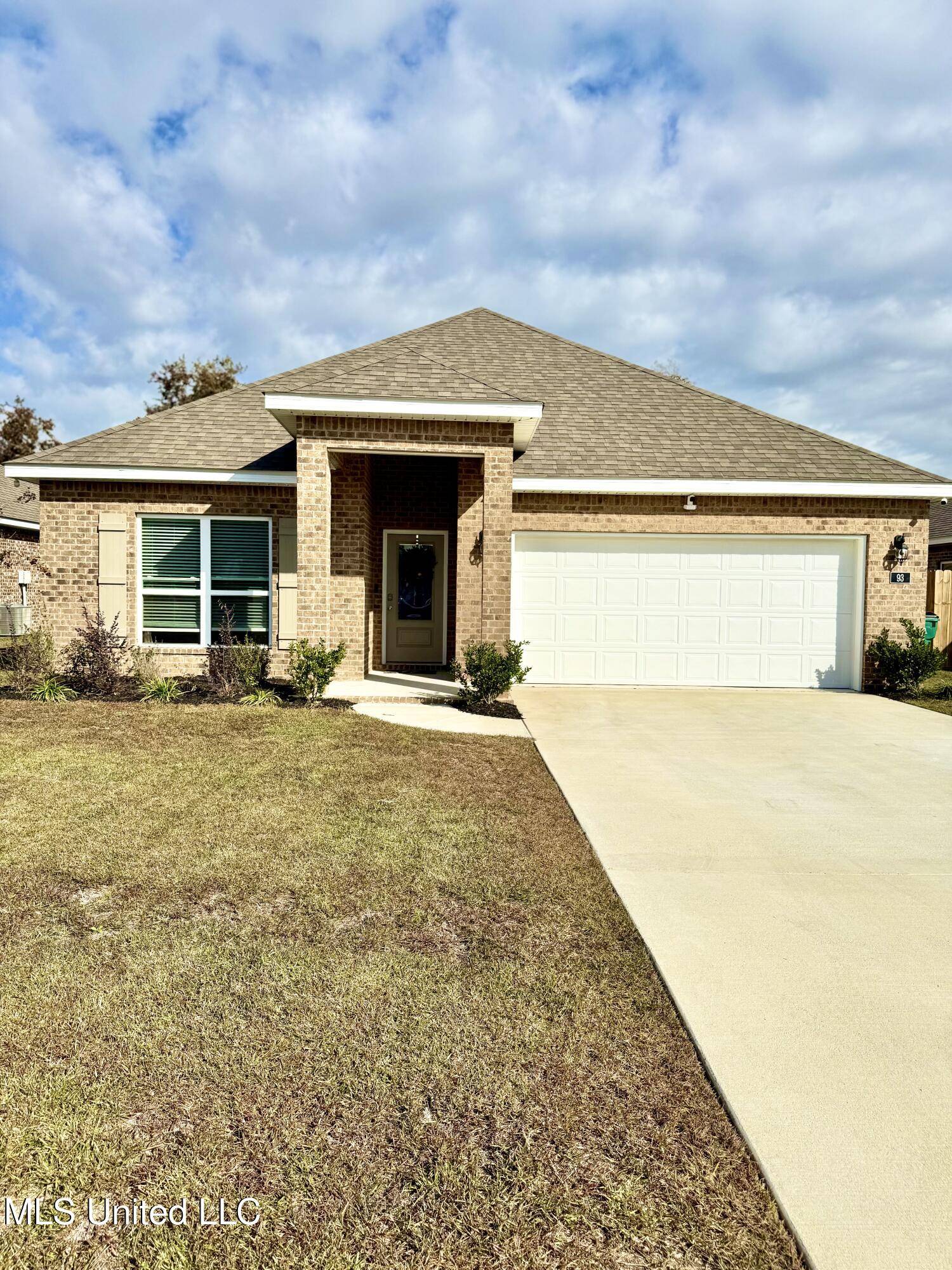 Ocean Springs, MS 39564,93 Saltmeadow Circle