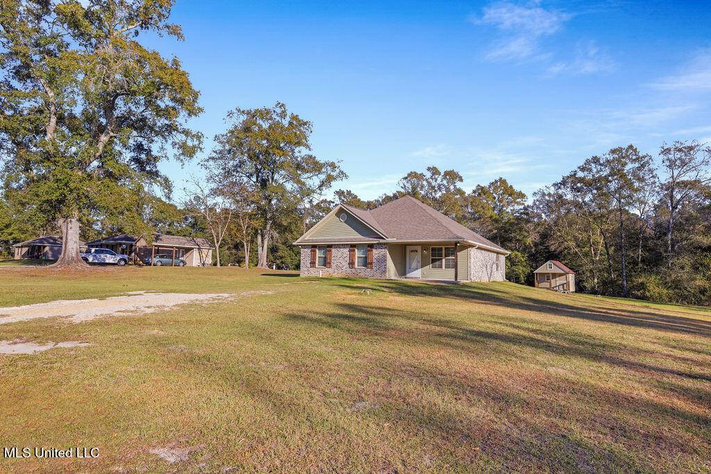 Carriere, MS 39426,820 Rock Ranch Road