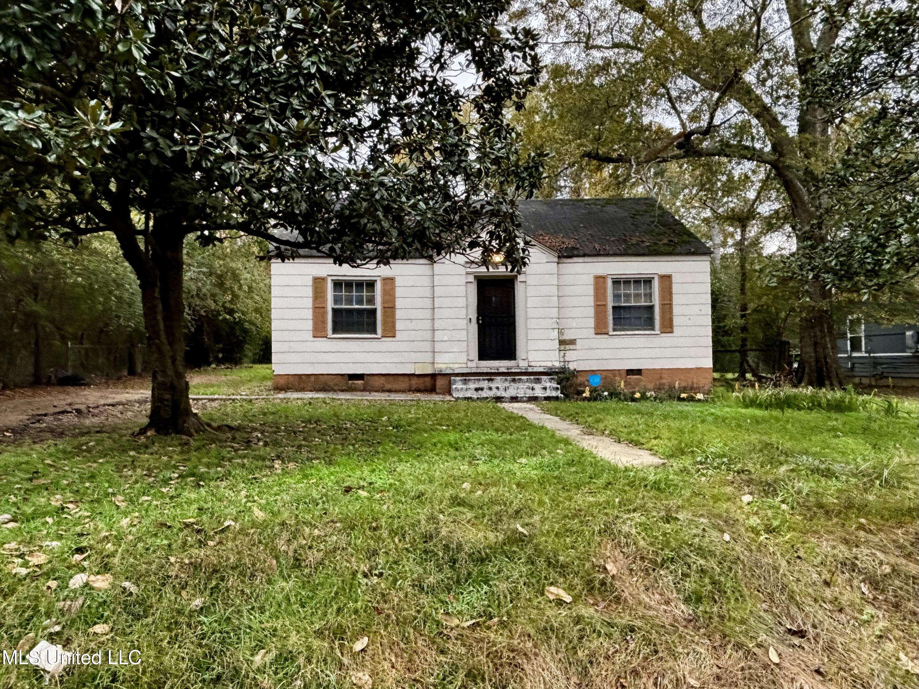 Jackson, MS 39212,207 Mason Boulevard
