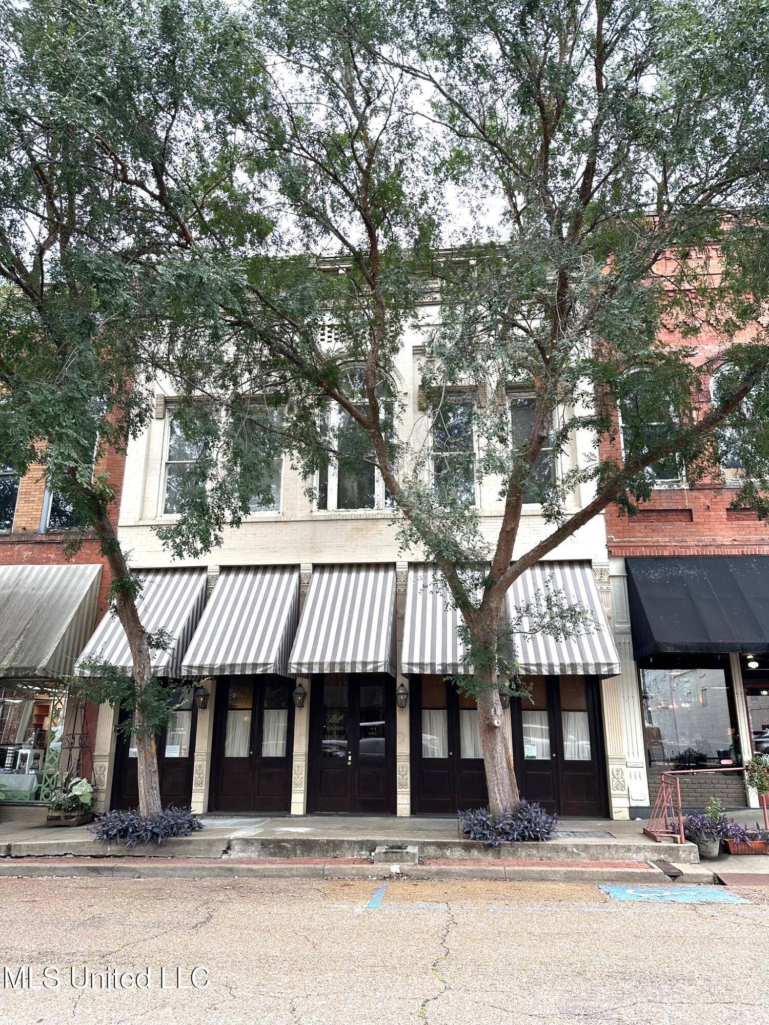 Natchez, MS 39120,507 Franklin Street