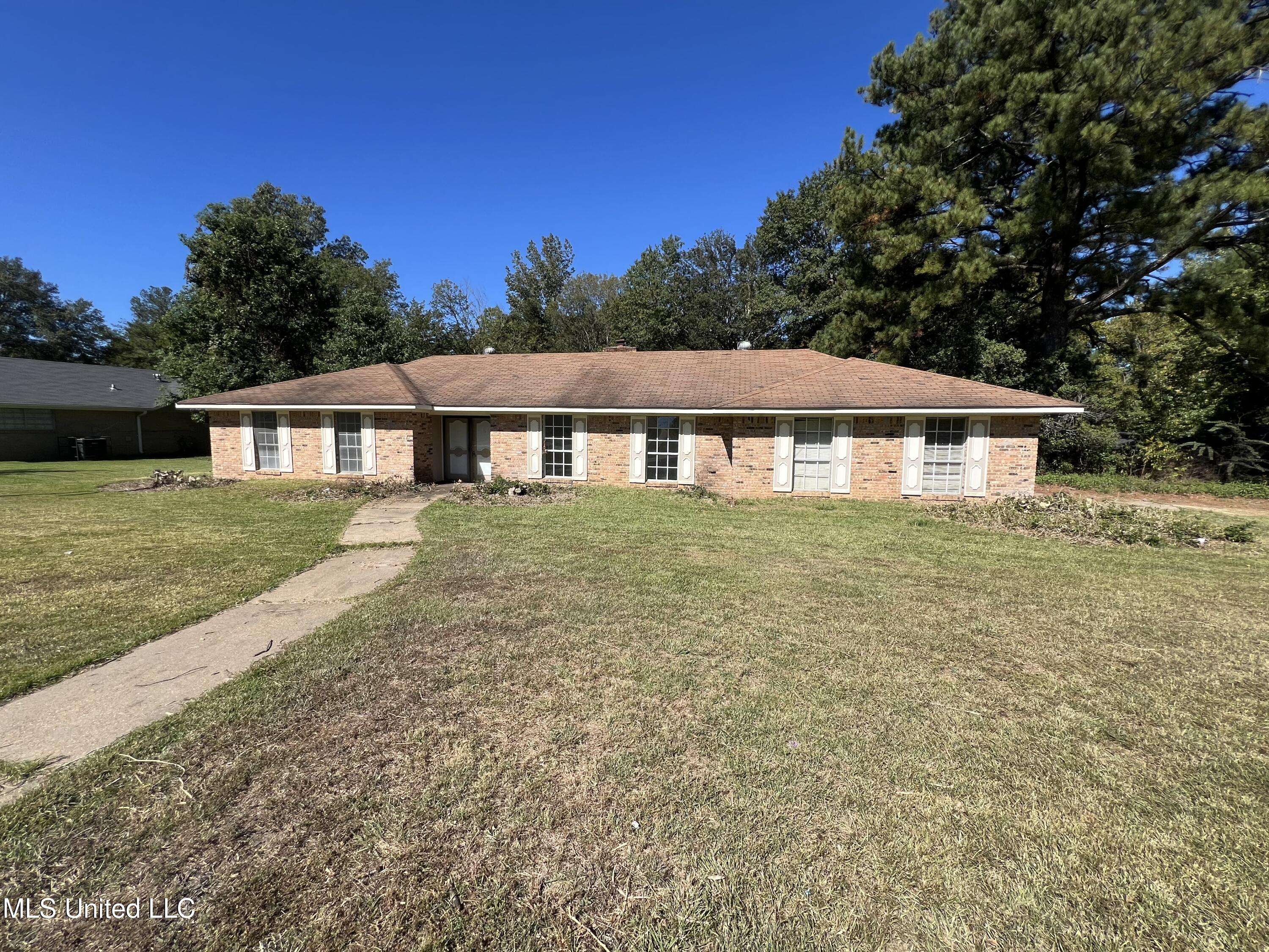 Jackson, MS 39212,5014 Will O Wood Boulevard