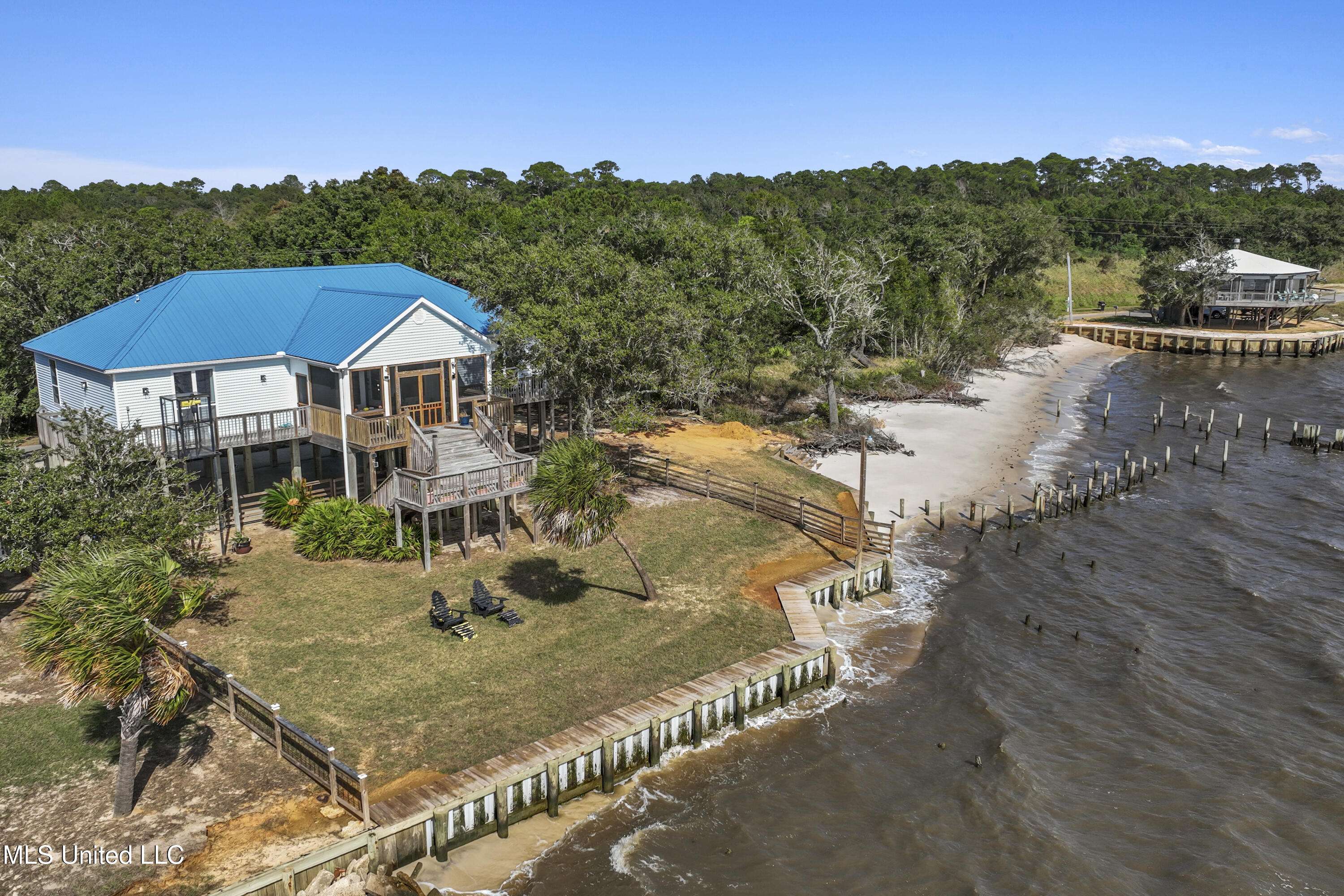 Ocean Springs, MS 39564,6013 Belle Fontaine Drive