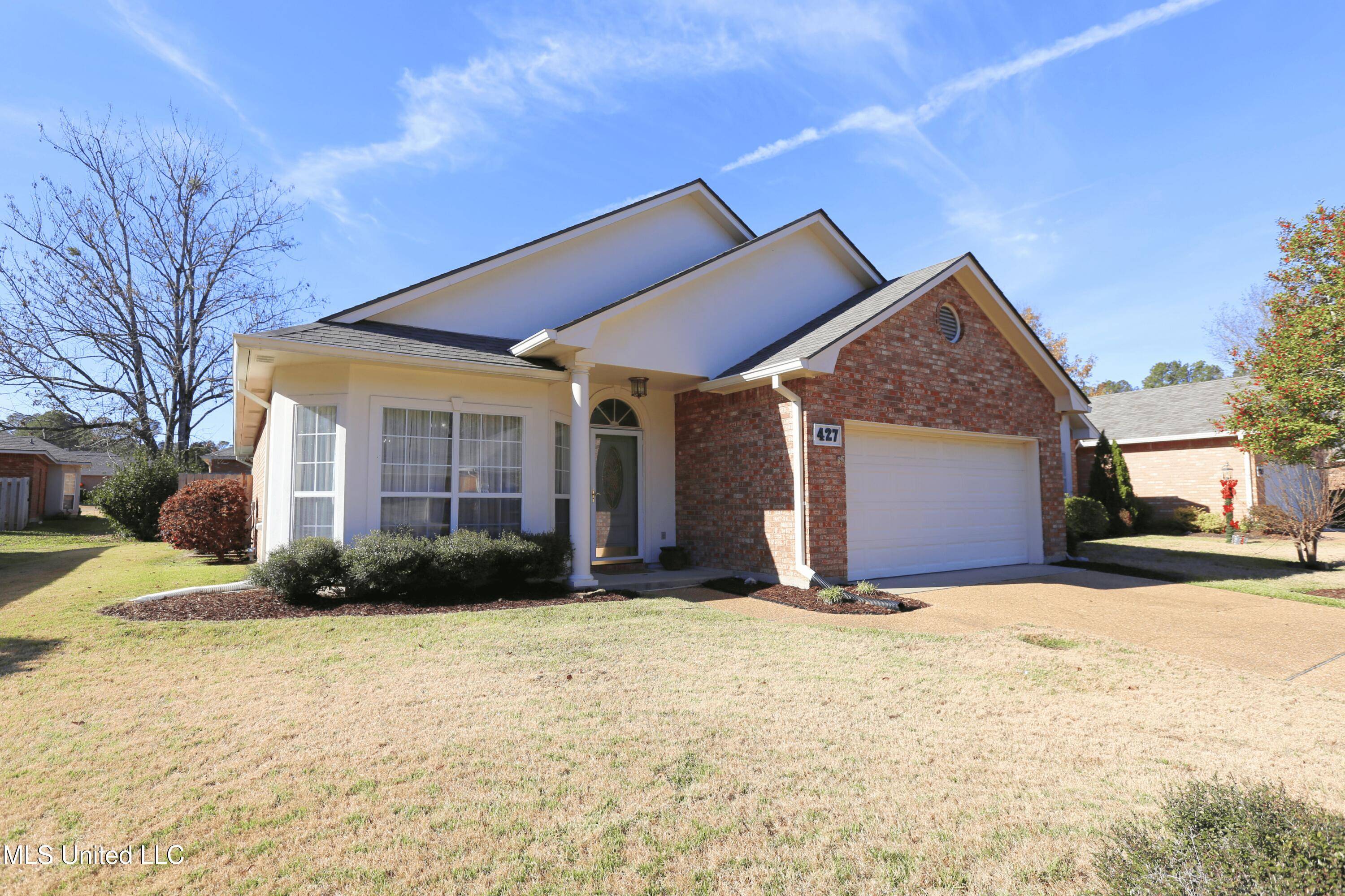 Clinton, MS 39056,427 N Twin Lakes
