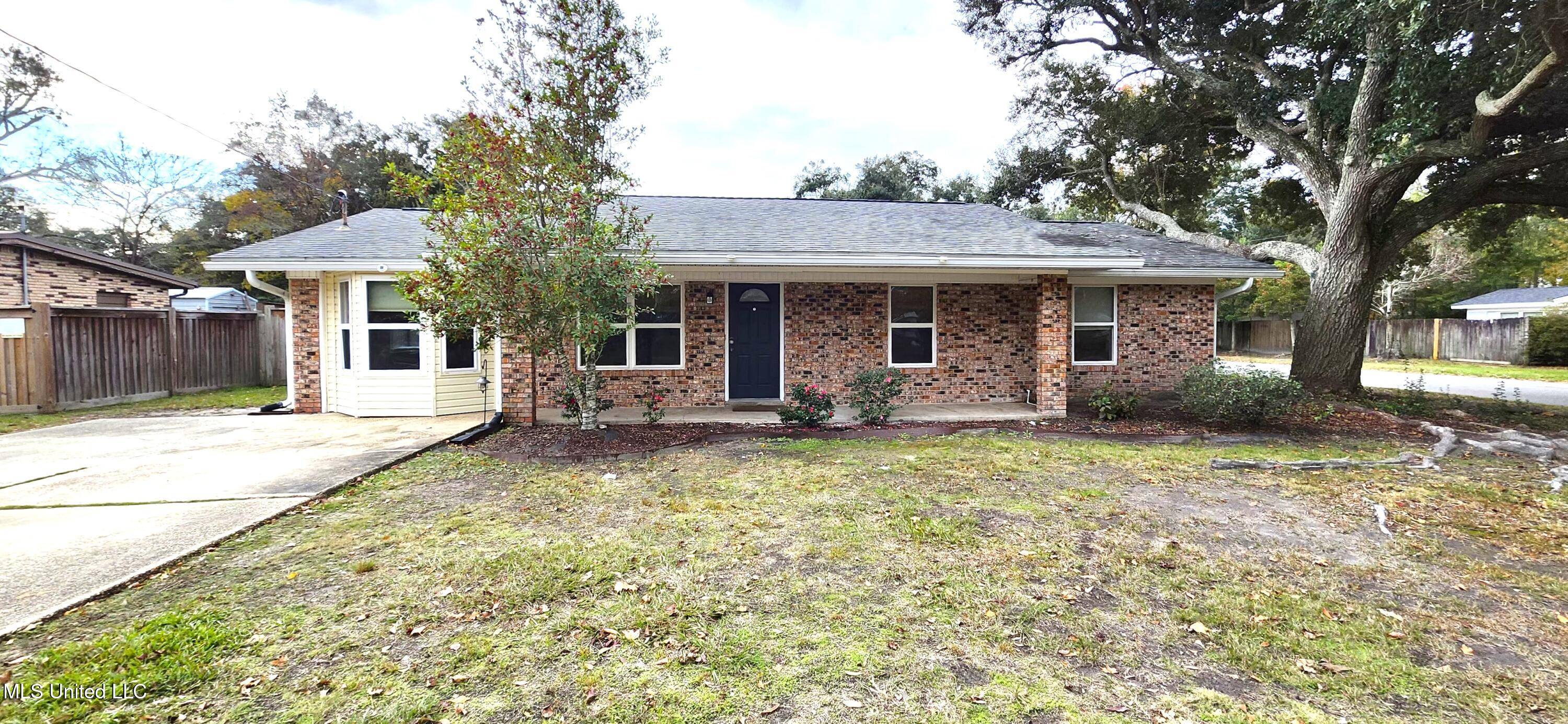 Ocean Springs, MS 39564,2416 Davidson Road