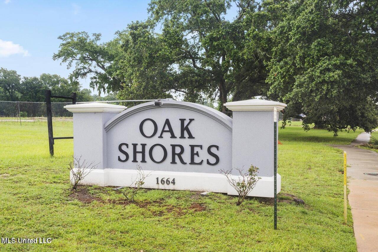 Biloxi, MS 39531,1664 Beach Boulevard #35