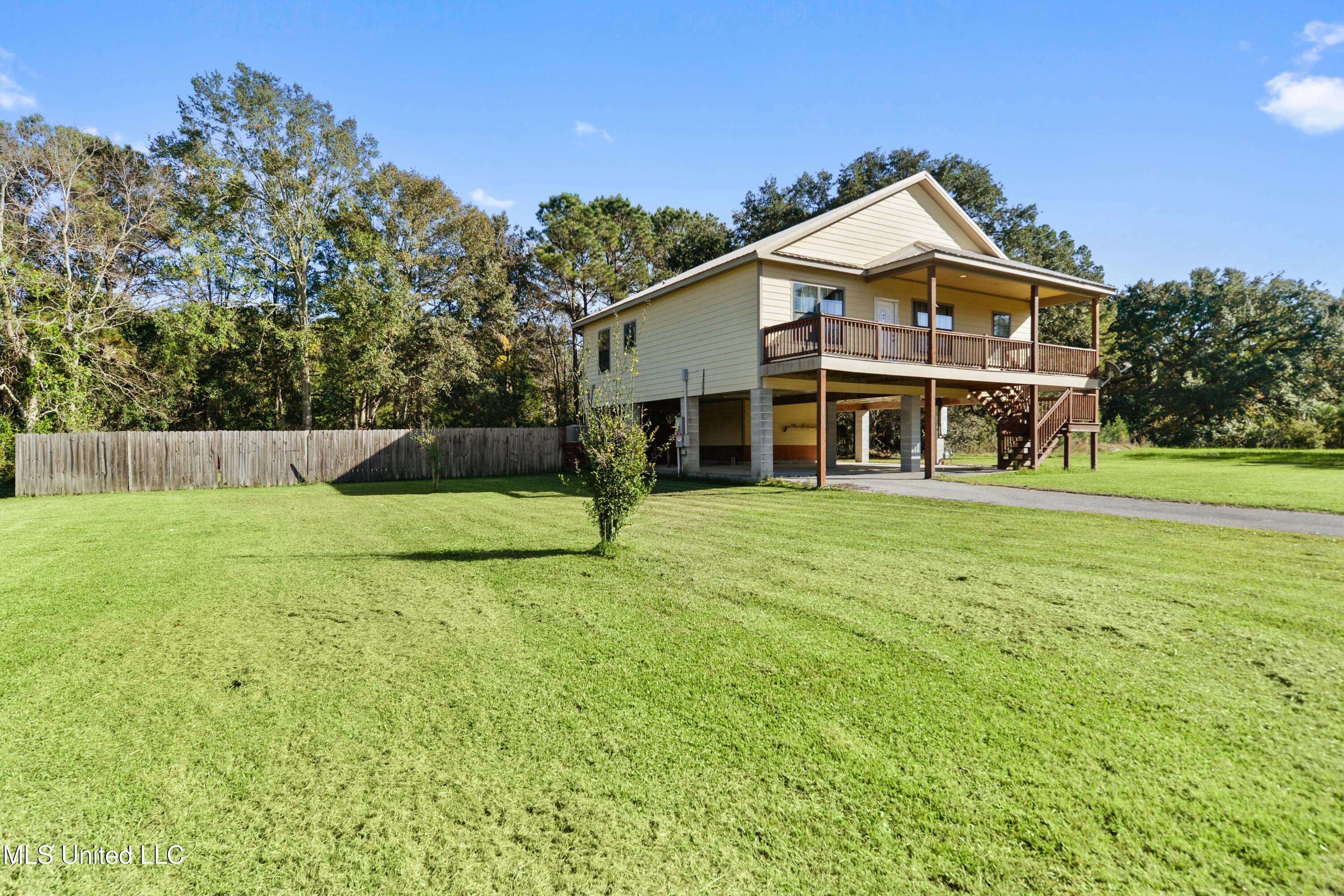 D'iberville, MS 39540,10160 Sadler Lane