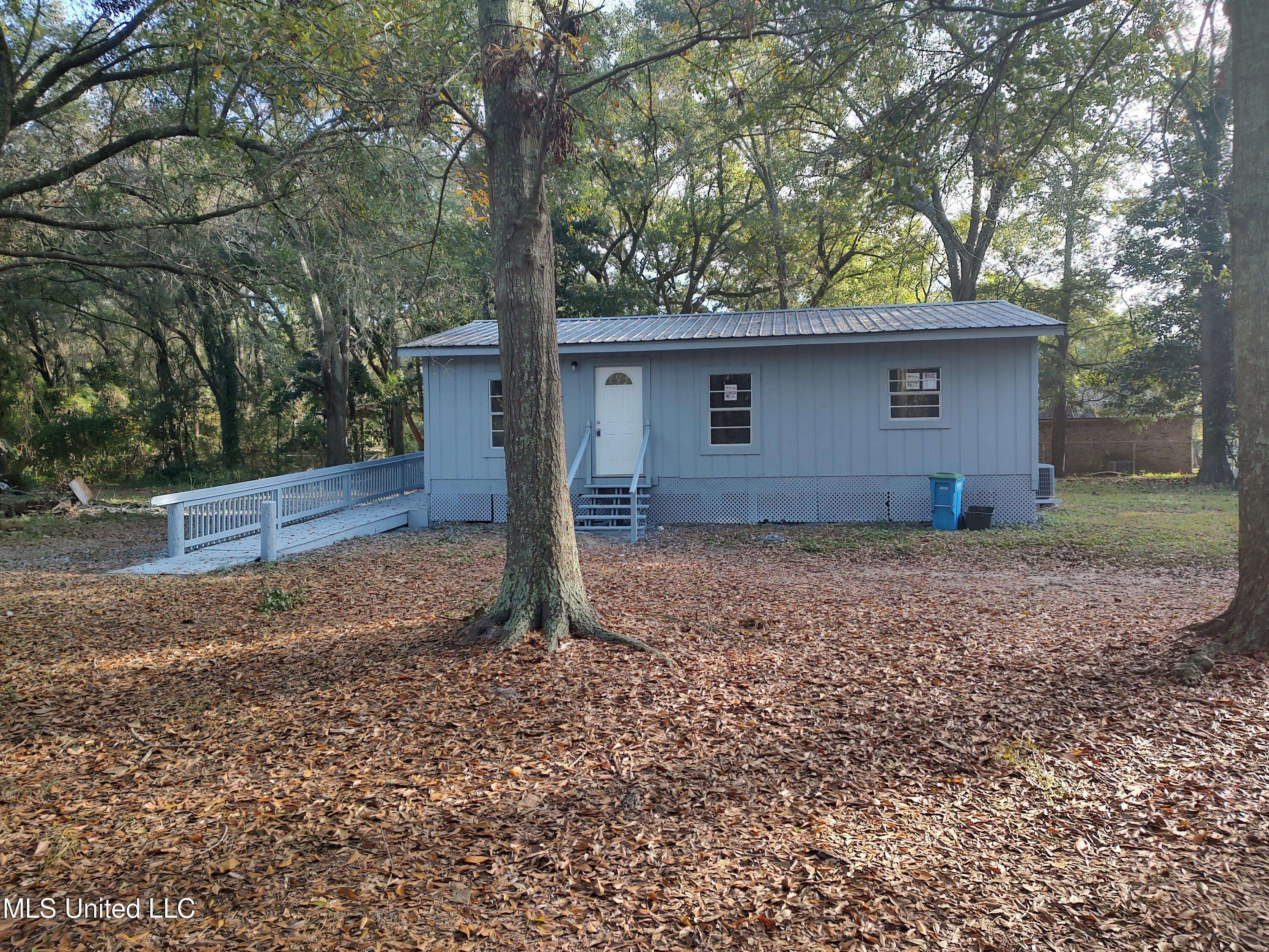 Pascagoula, MS 39581,2708 E 24th Street