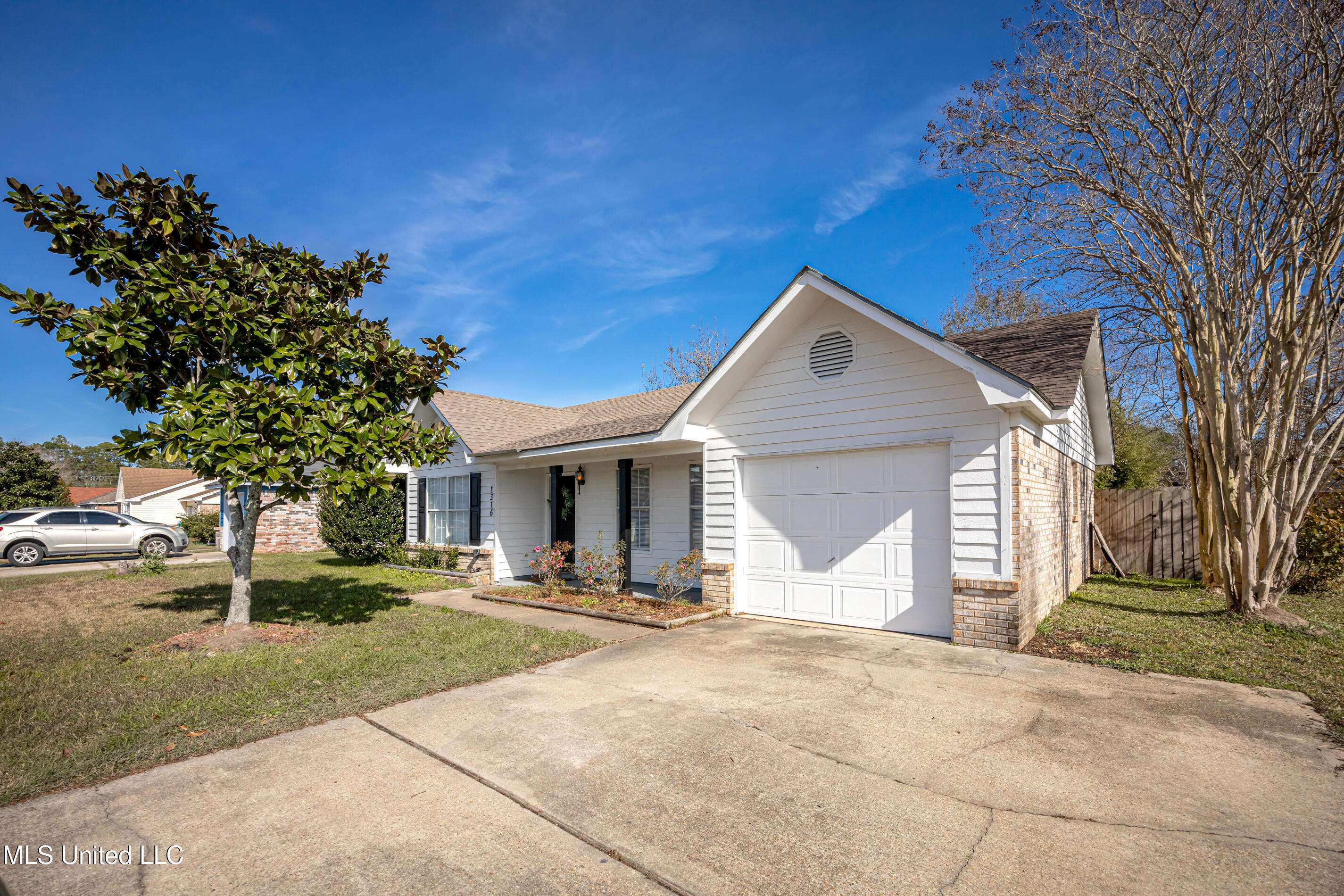 Ocean Springs, MS 39564,1316 Deana Road