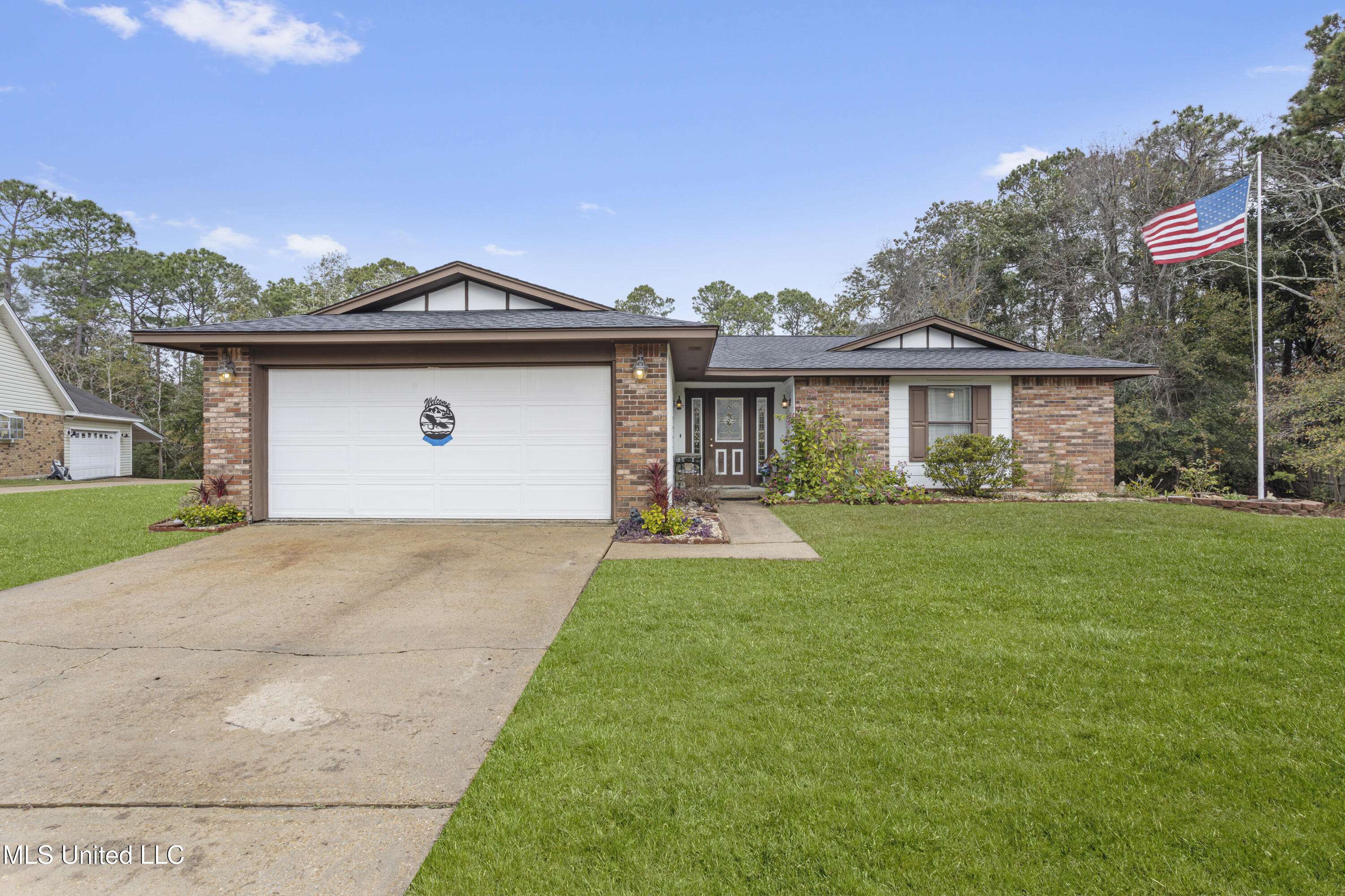 Ocean Springs, MS 39564,133 Reynolds Circle