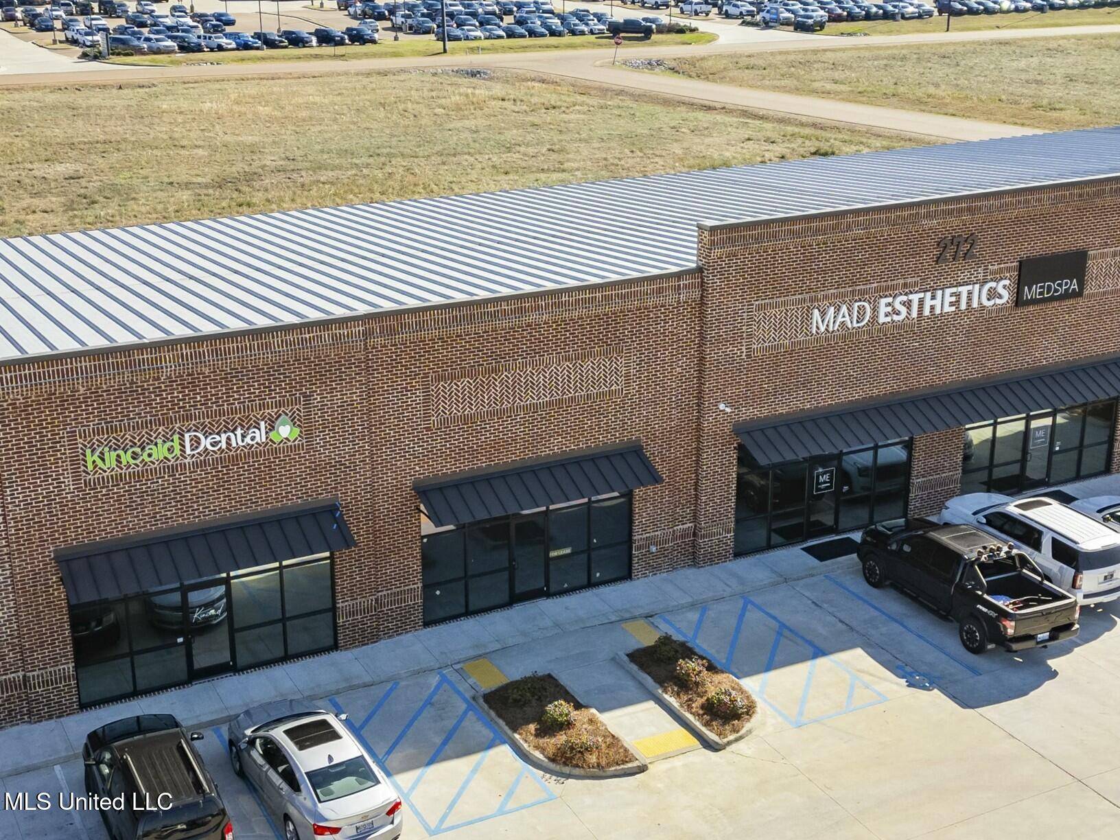 Madison, MS 39110,272 Calhoun Station Parkway #F