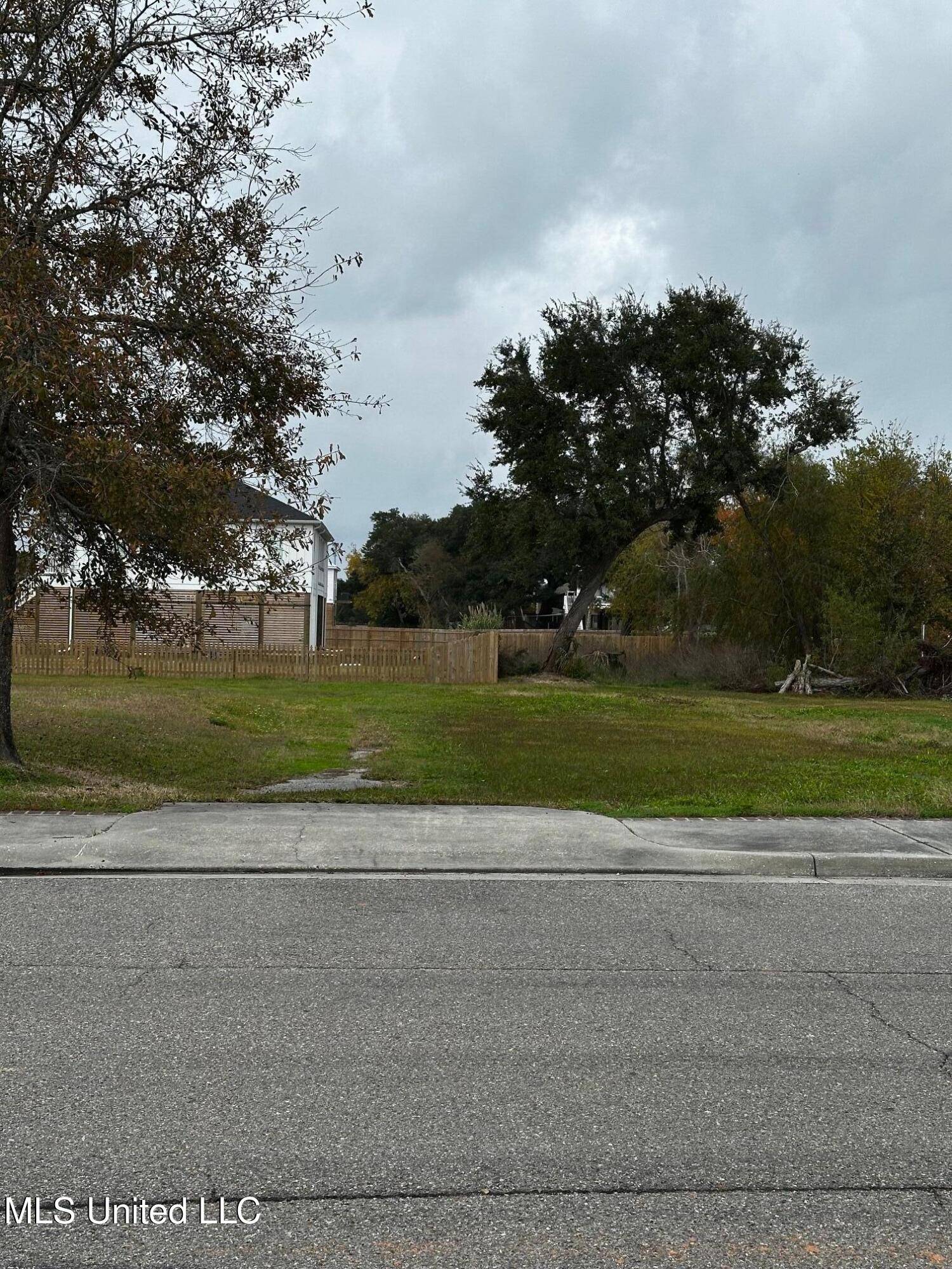 Pass Christian, MS 39571,141 E 2nd Street