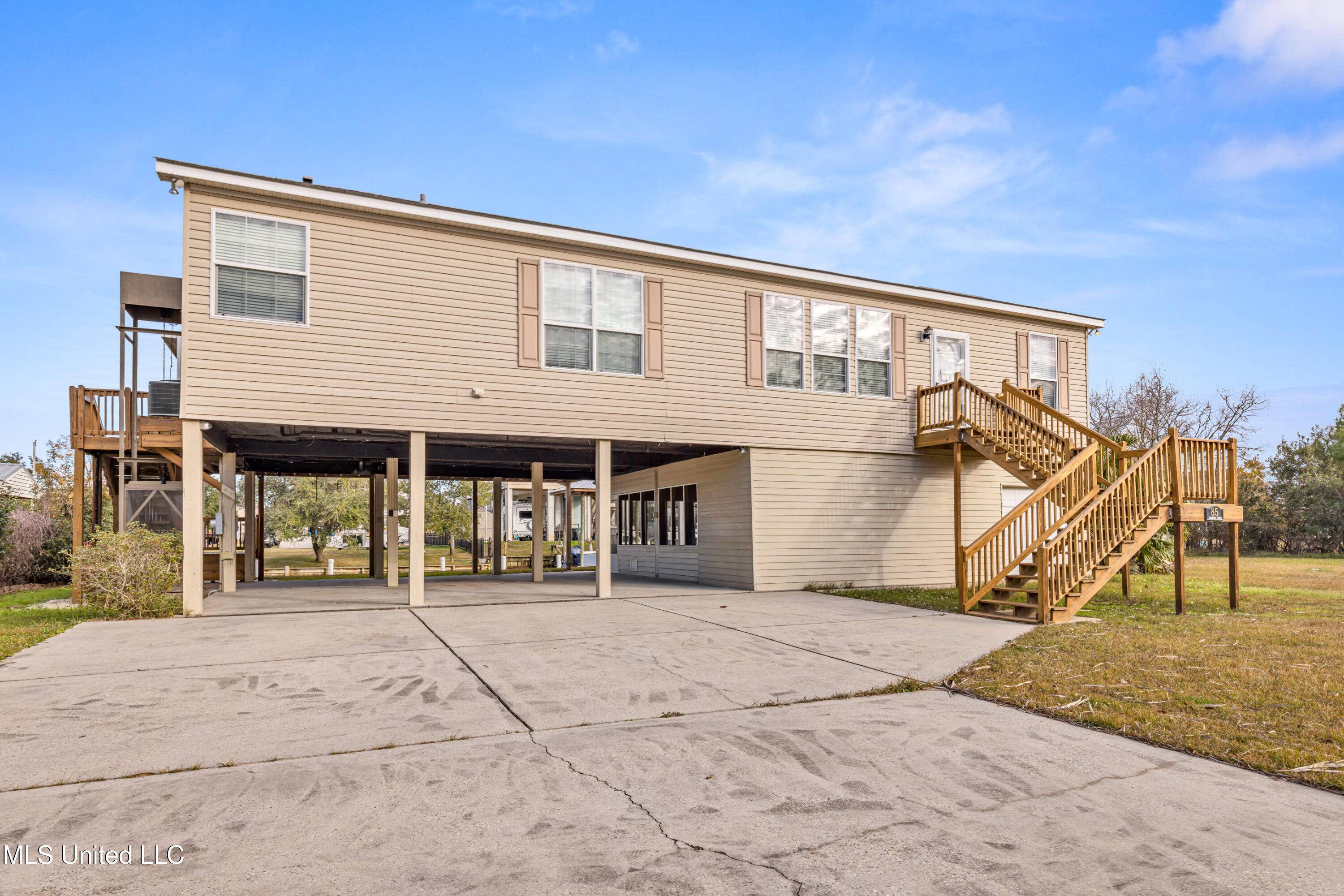 Bay Saint Louis, MS 39520,85 Harrison Road
