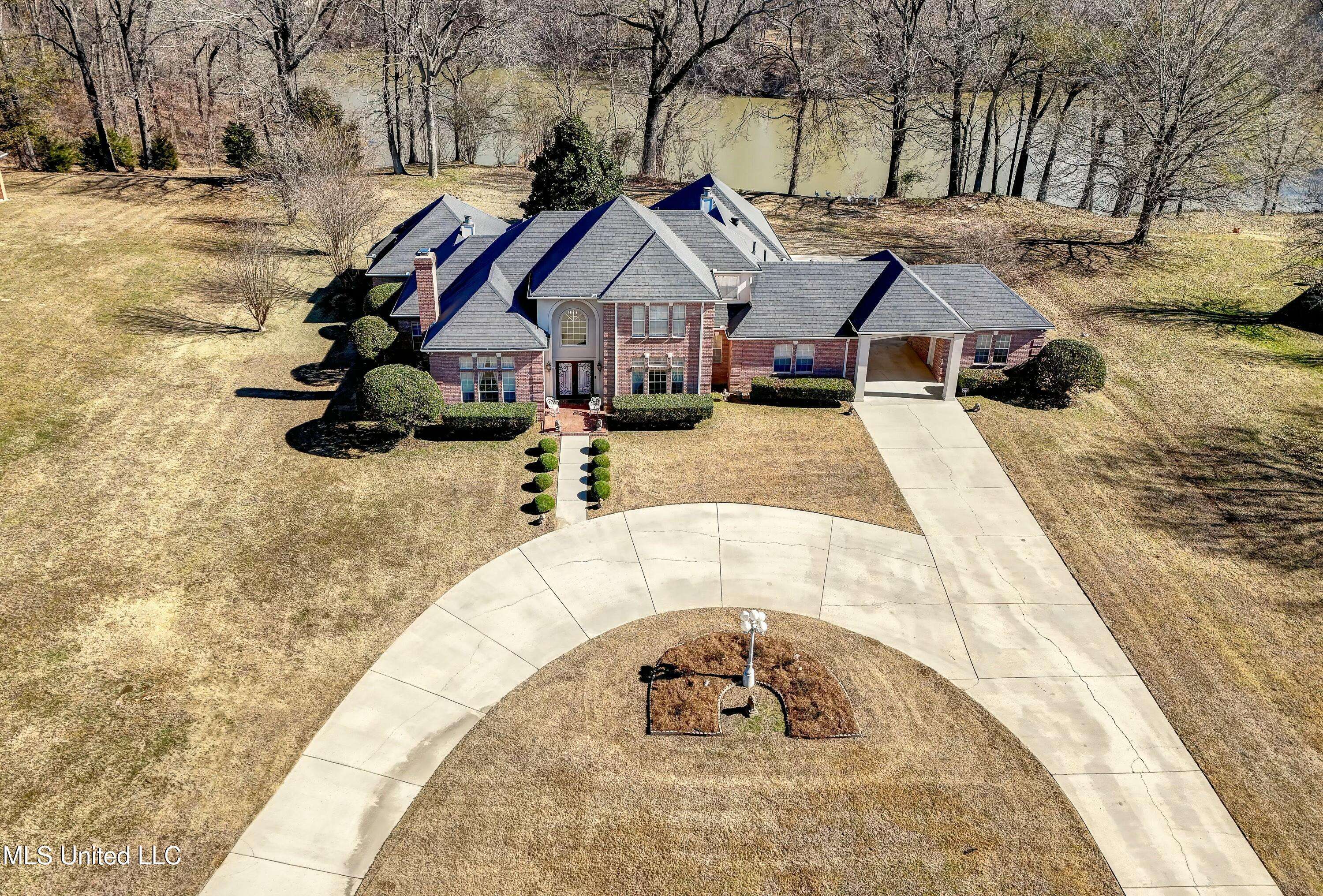 Vicksburg, MS 39183,211 Henry Road