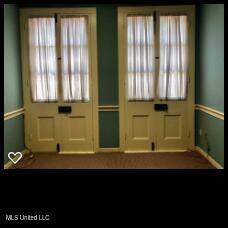 Natchez, MS 39120,323 Market Street