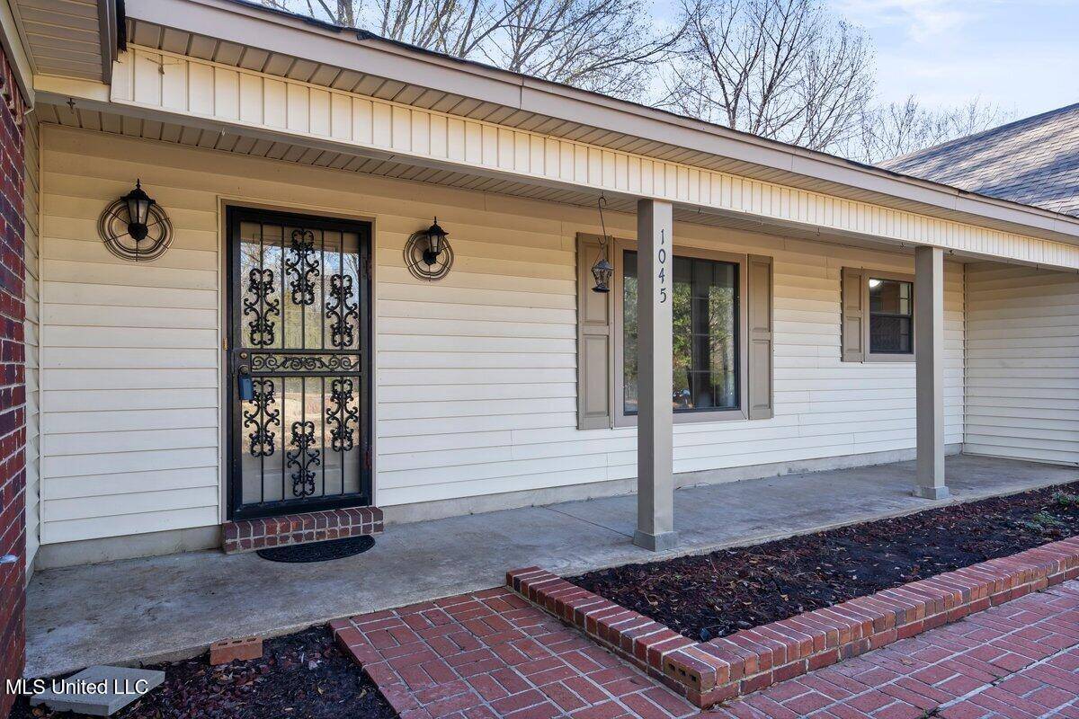 Nesbit, MS 38651,1045 Marion Trail