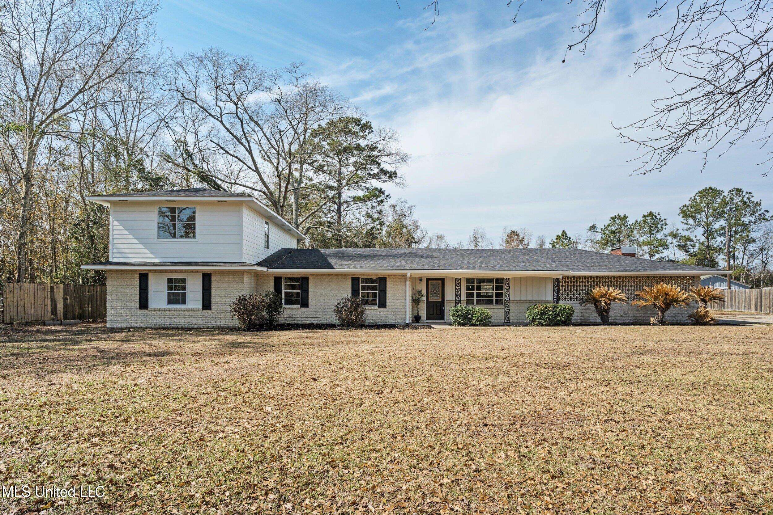 Carriere, MS 39426,6891 Highway 11