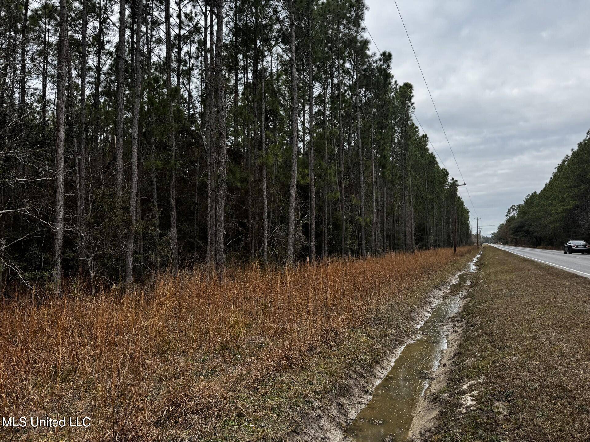 Bay Saint Louis, MS 39520,Lakeshore Drive