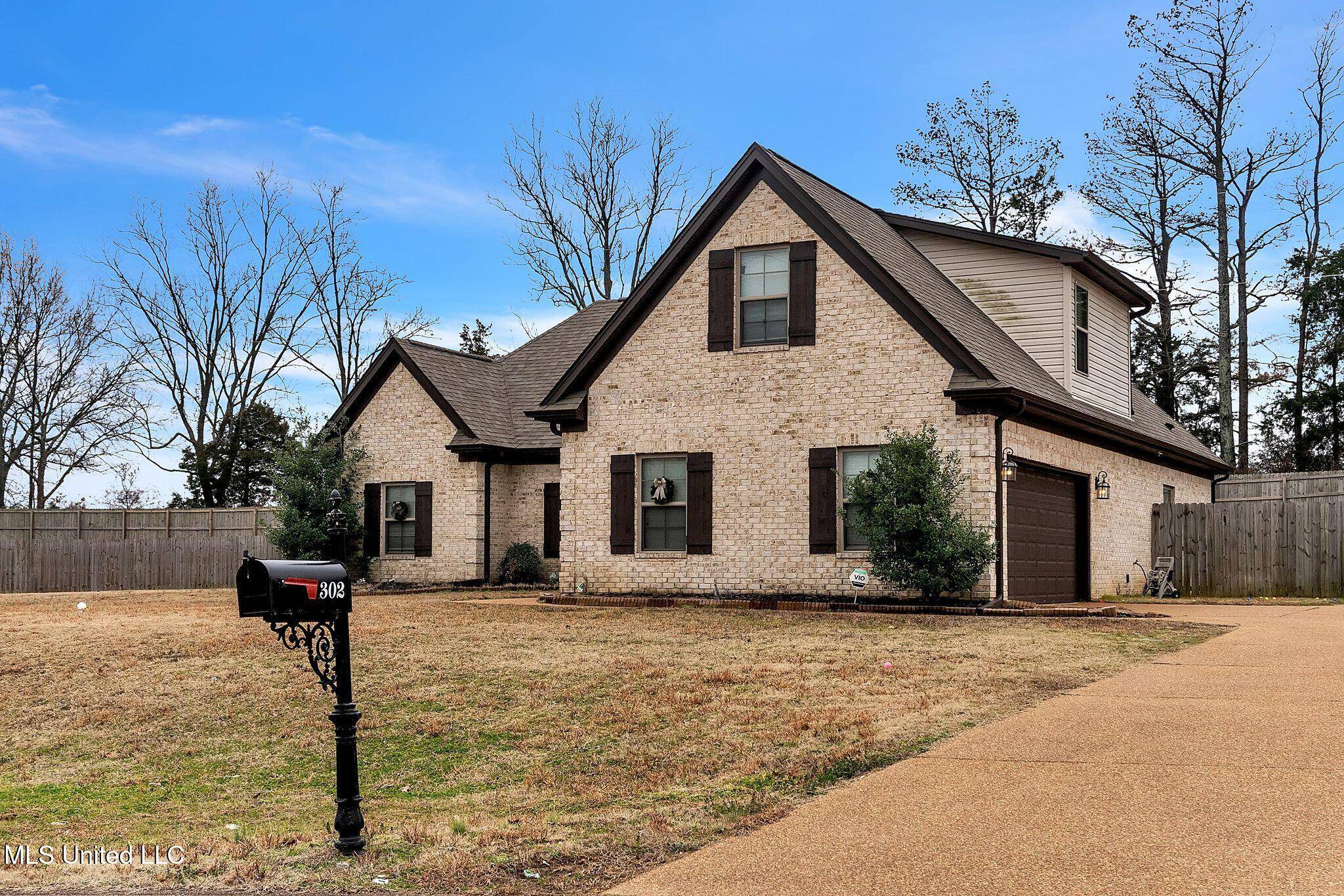 Senatobia, MS 38668,302 Eagle View Drive
