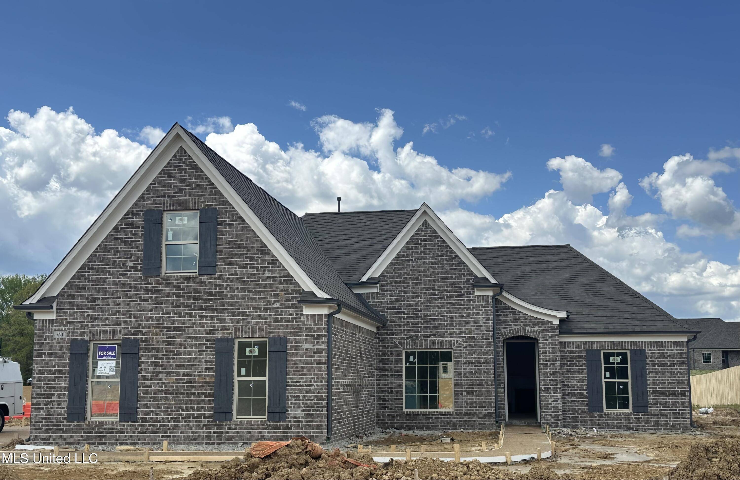 Hernando, MS 38632,691 Wells Drive