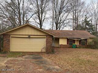 Ridgeland, MS 39157,325 W Oak Leaf Court