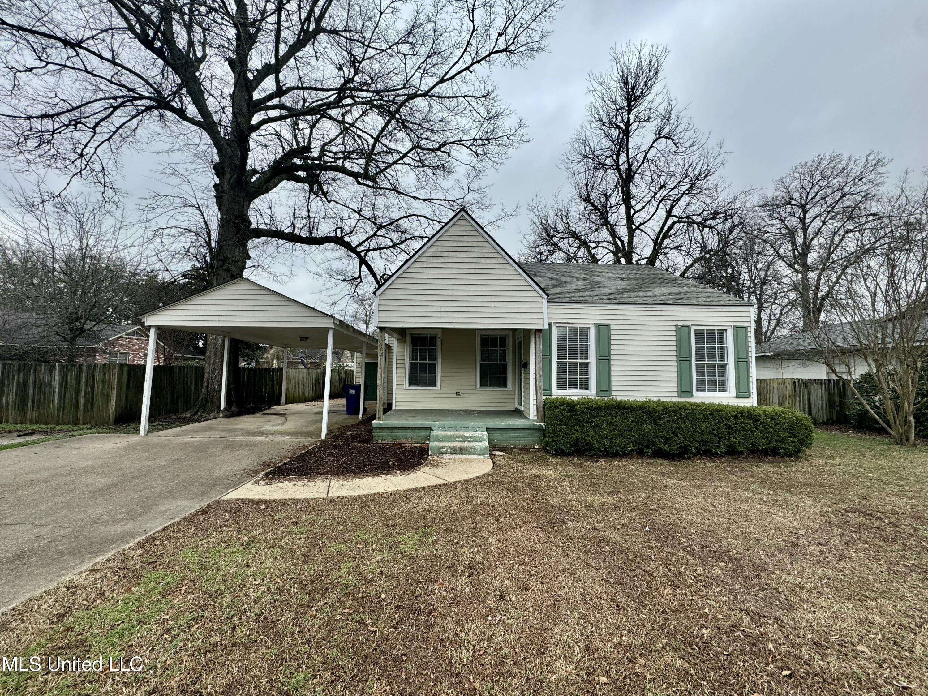 Cleveland, MS 38732,1005 Deering Street